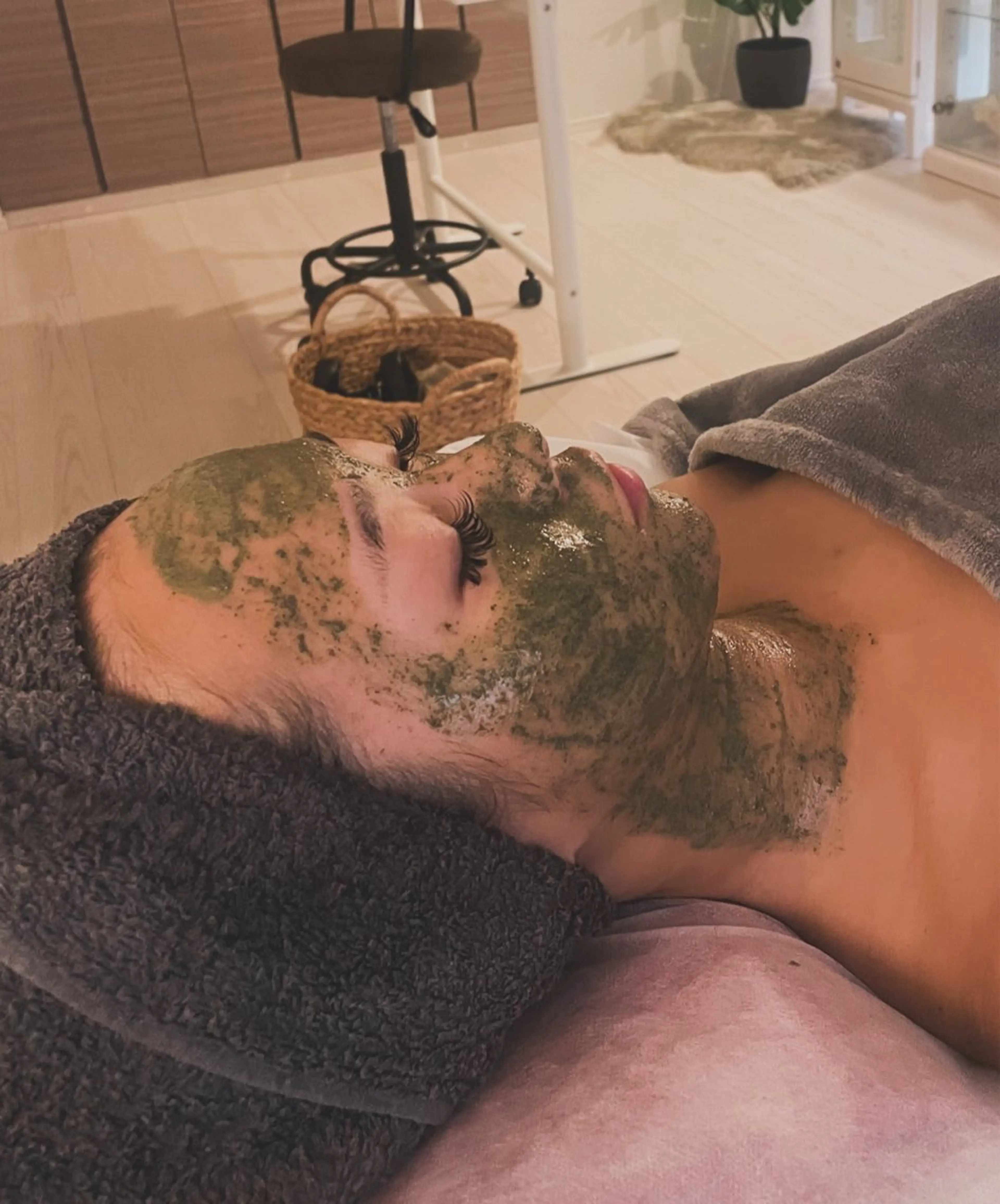 【当サロン人気No.１◎】REVIルヴィ剥けないハーブピーリング『陶肌トリートメント』の写真