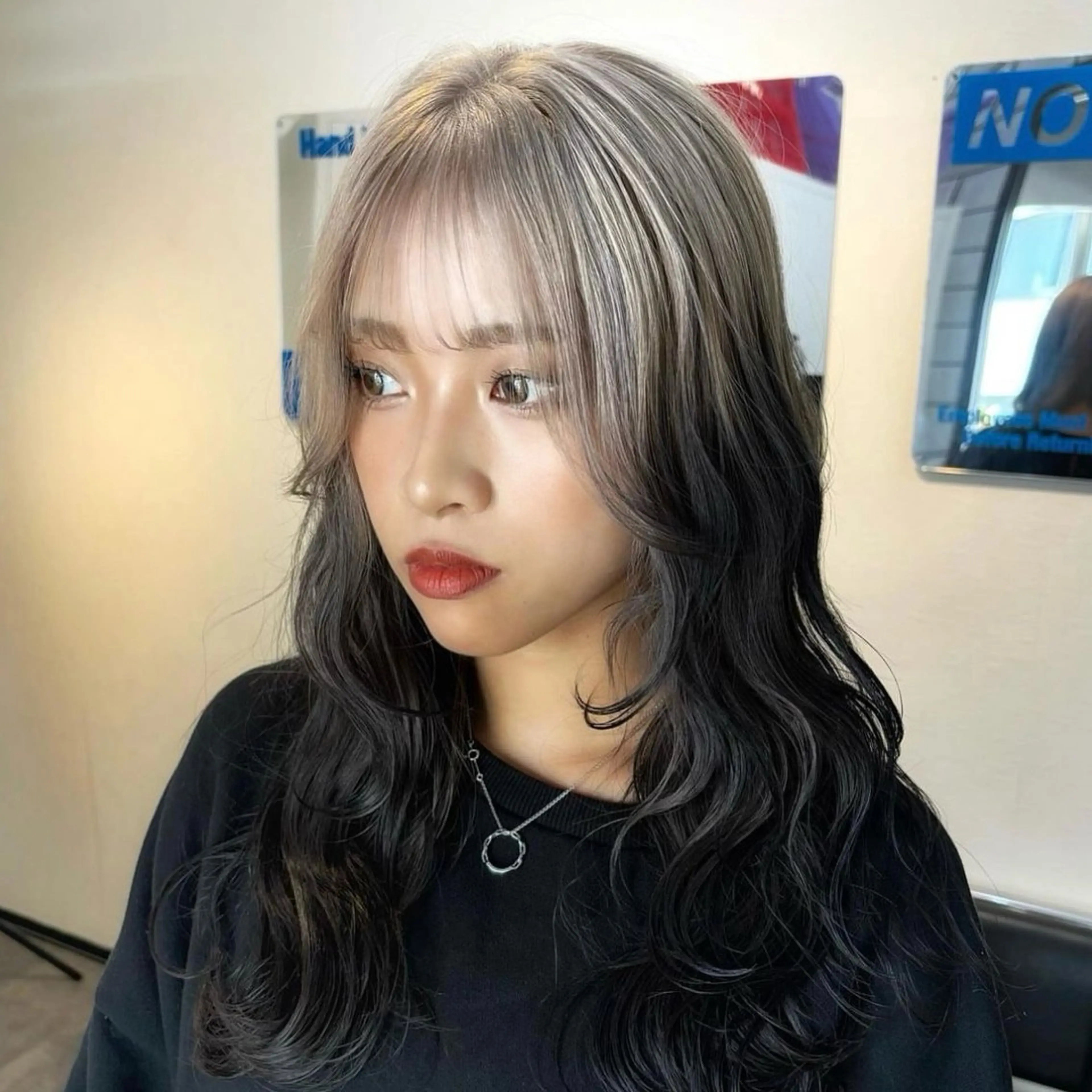 カラー ヘアカラー トリートメント 🌈艶ハイトーン🌈 心を込めます🤝涼介のヘアスタイル