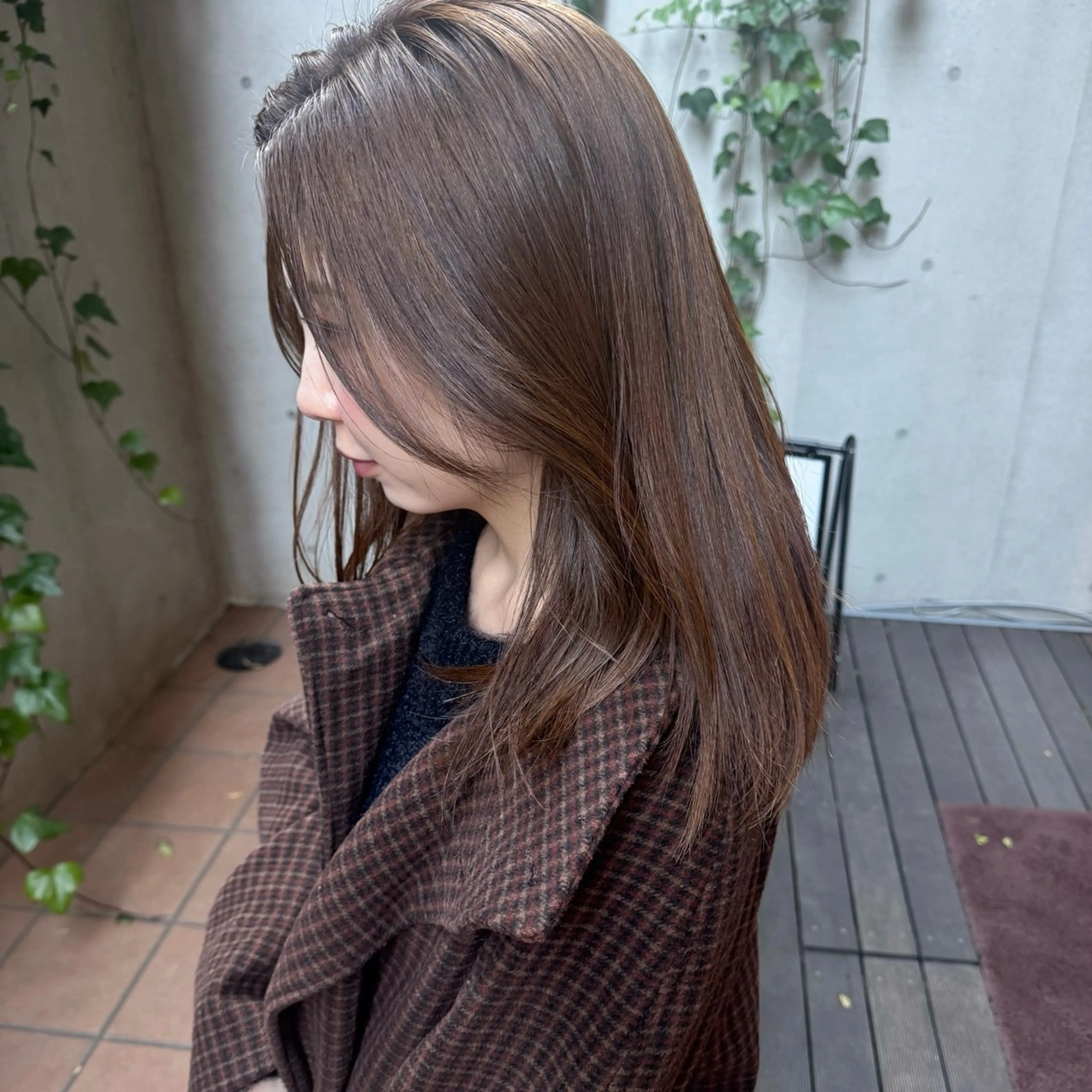 ミディアム カラー カット ヘアカラー 大橋 芽衣のヘアスタイル