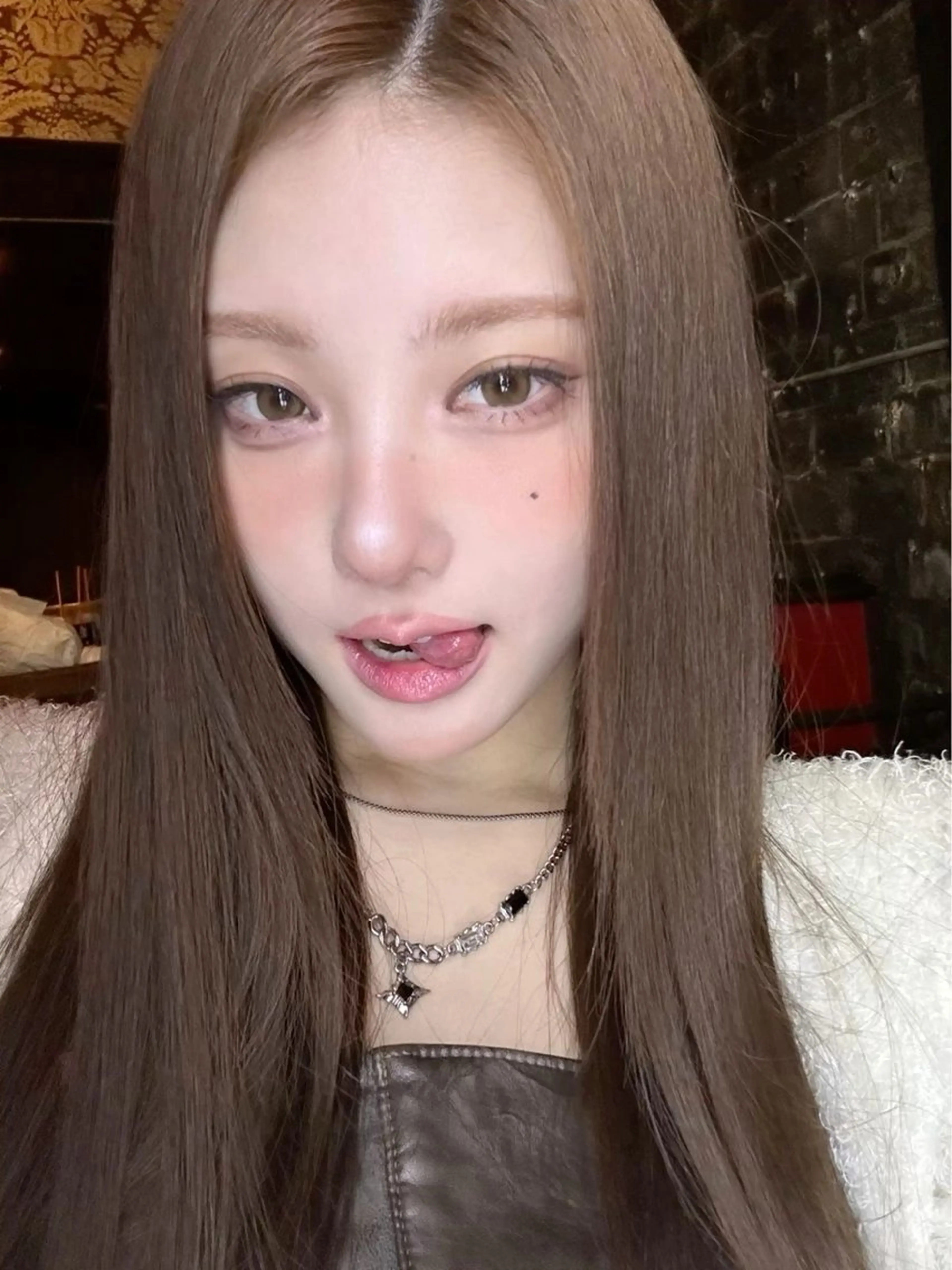 ロング カラー カット ヘアカラー 🤍韓国大人っぽ ベージュMAI🤍のヘアスタイル