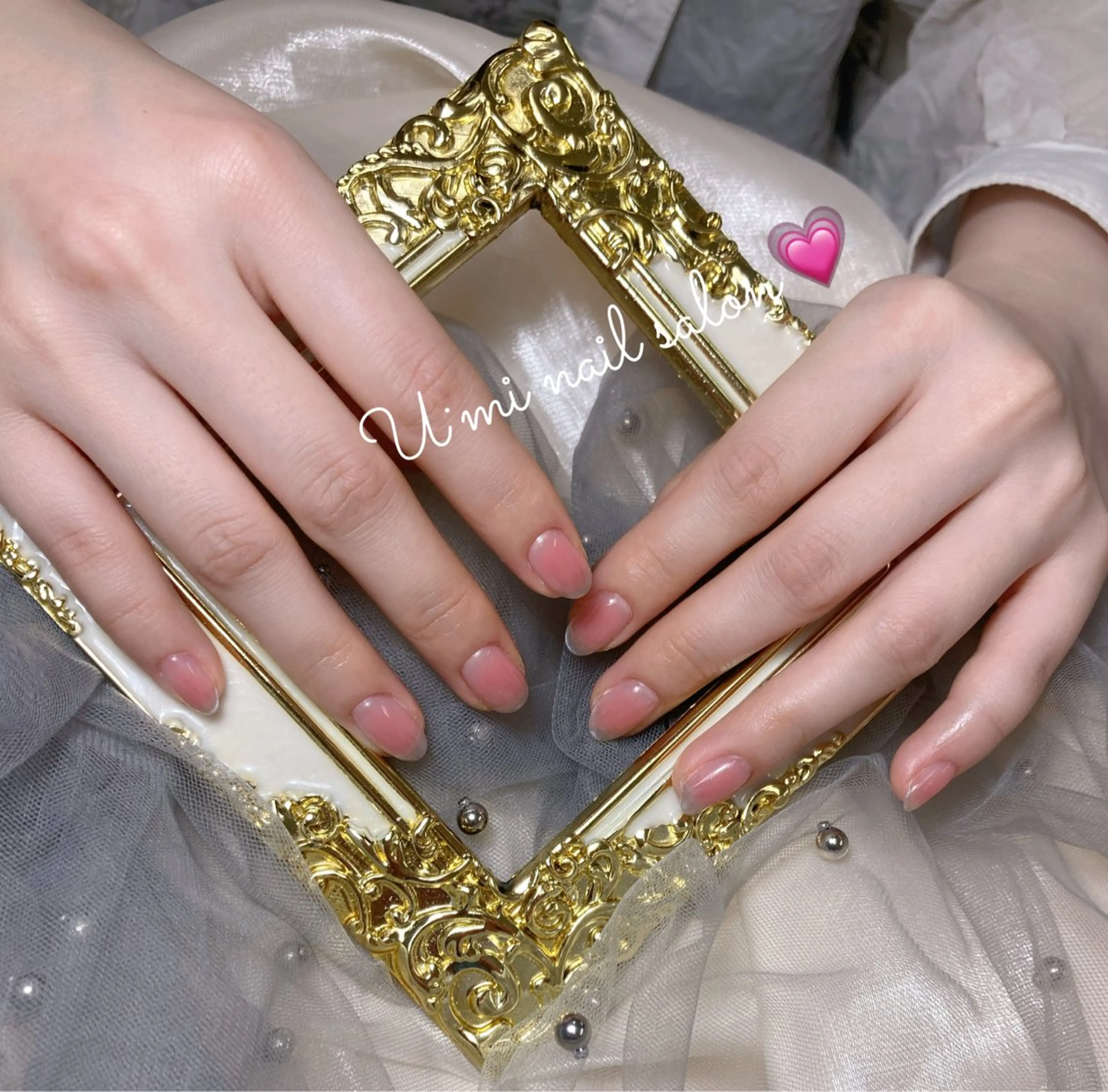 ネイル チークネイル フレンチネイル マグネットネイル マグネットフレンチ U·Mi nail salon所属・U·Mi 上野御徒町容のネイルデザイン