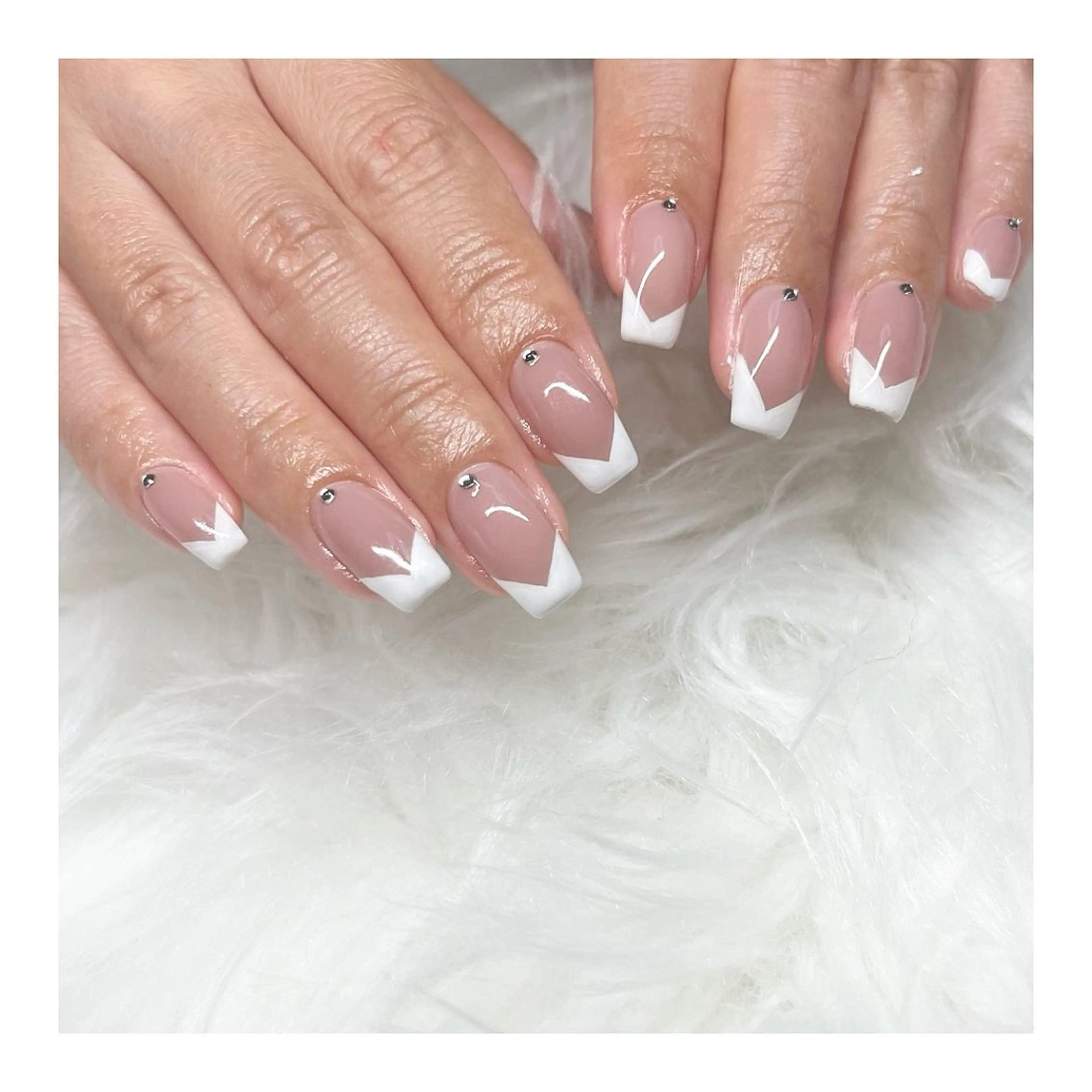 ネイル フレンチネイル ハンドネイル 587nail *のネイルデザイン