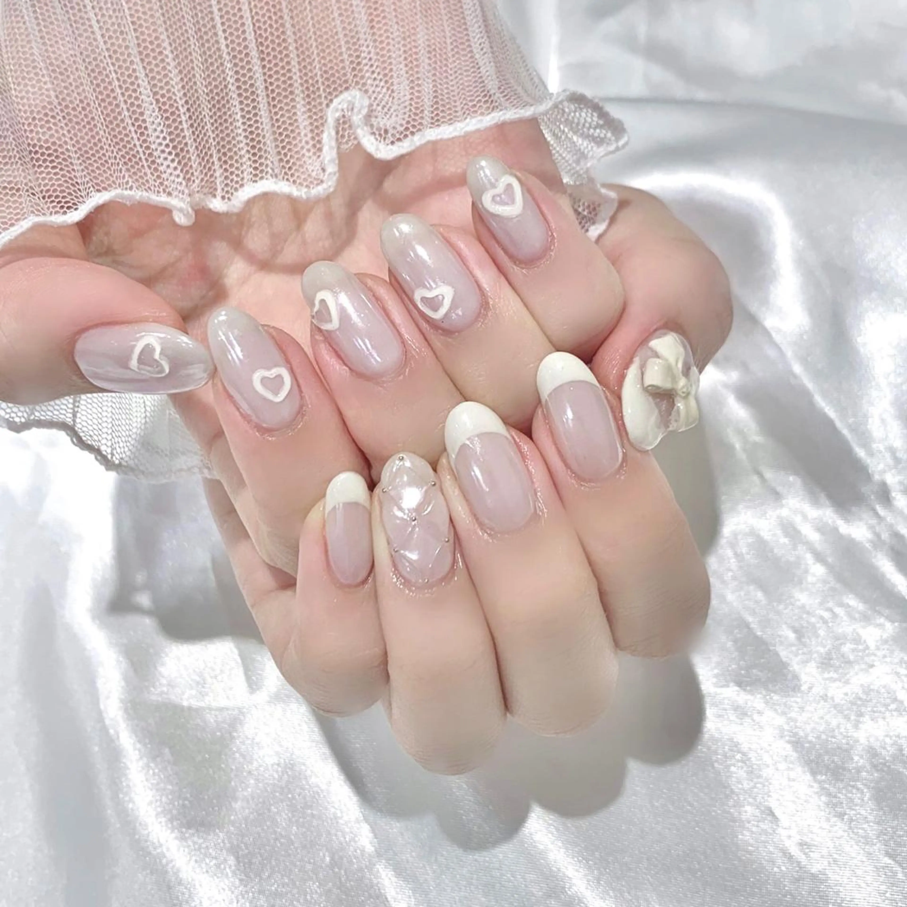 ネイル ホワイト ハンドネイル Kanon 🤍のネイルデザイン