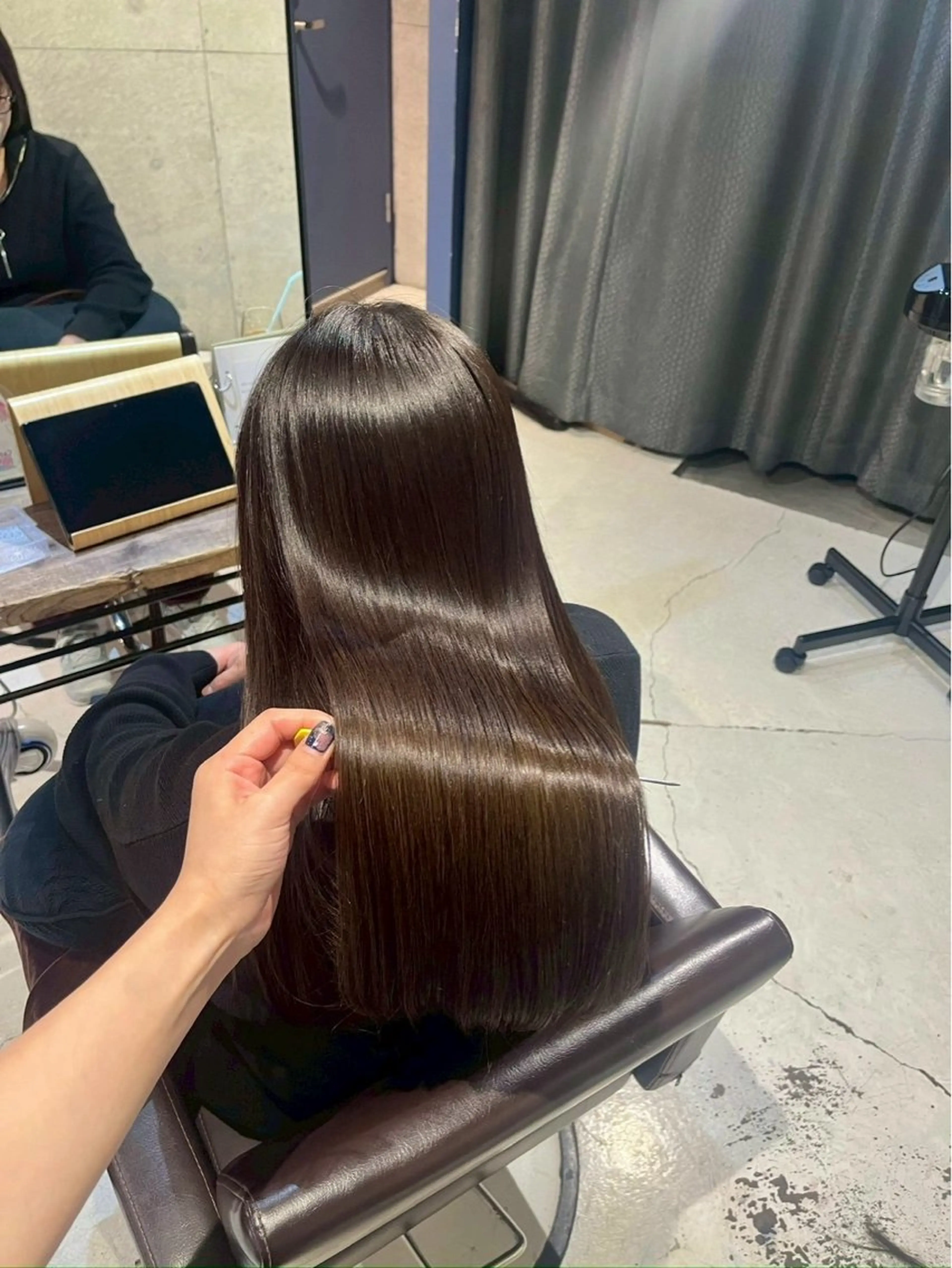 ロング カラー カット ヘアカラー トリートメント AInoa Hanare所属・【髪質改善】市原 詩織のヘアスタイル