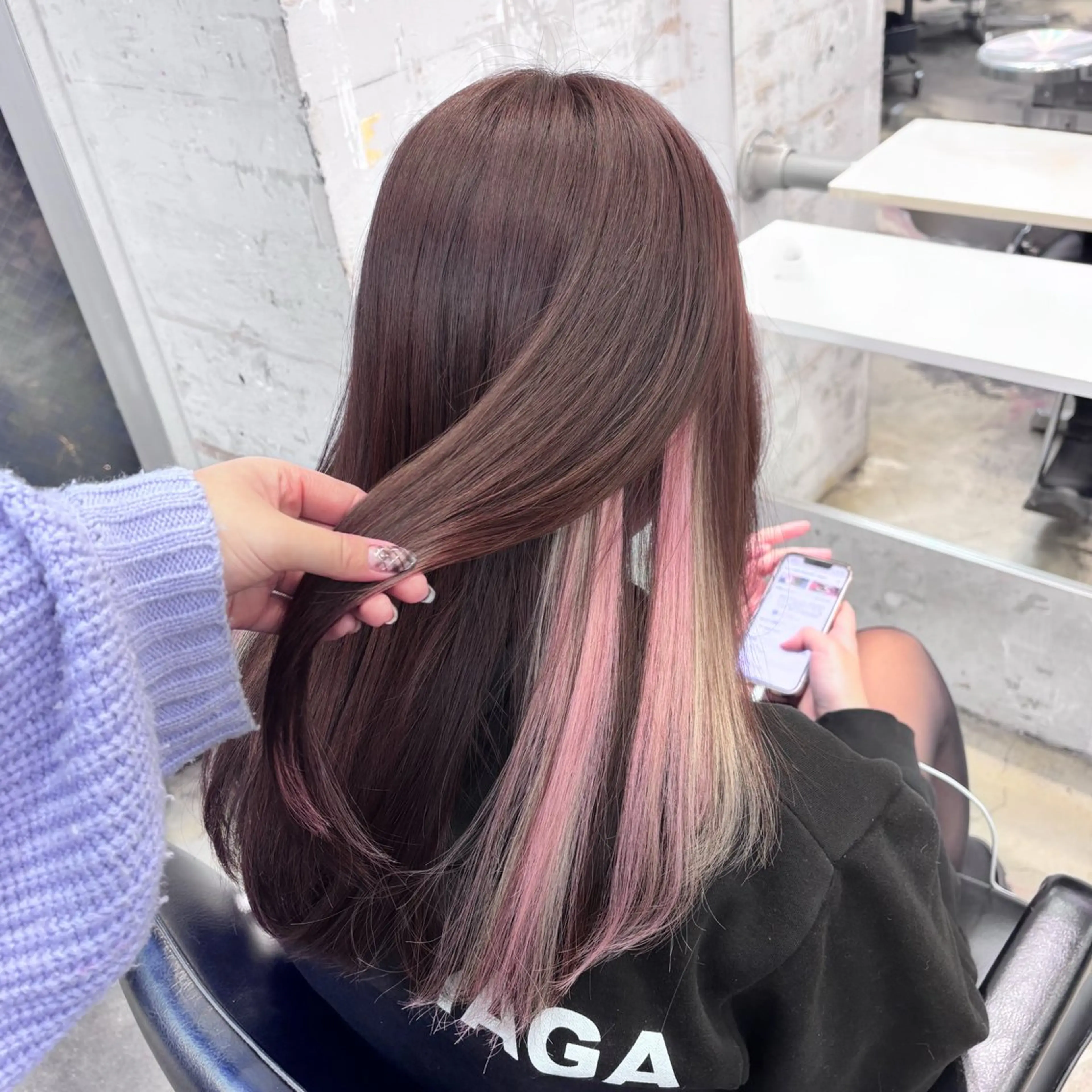 ロング カラー ヘアアレンジ ベージュカラー ピンクカラー ホワイトピンク ホワイトベージュ エクステ 🥀モテ暖色× エクステ🥀あかりのヘアスタイル