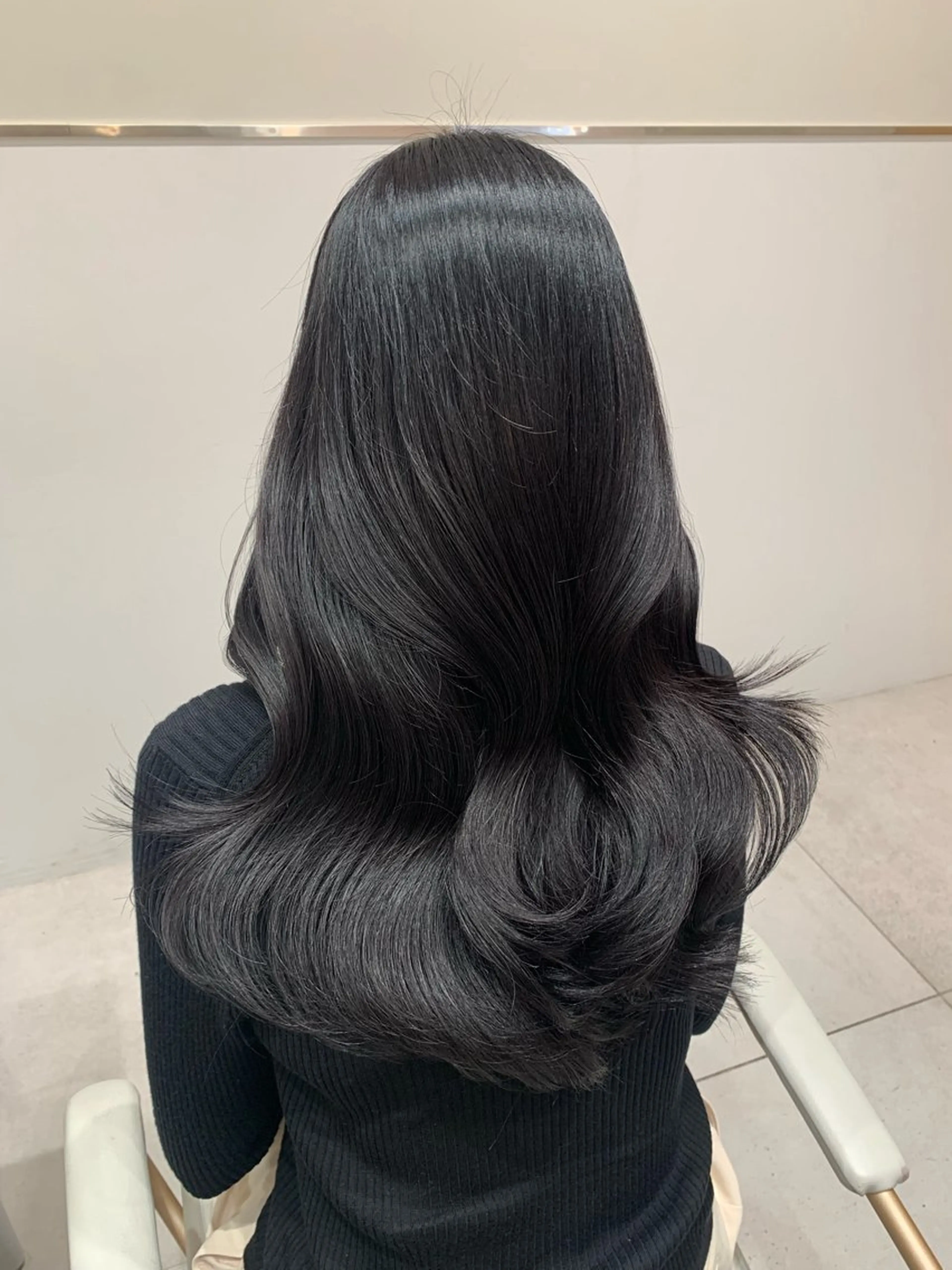 ロング カラー ヘアアレンジ 小塩 萌々香のヘアスタイル