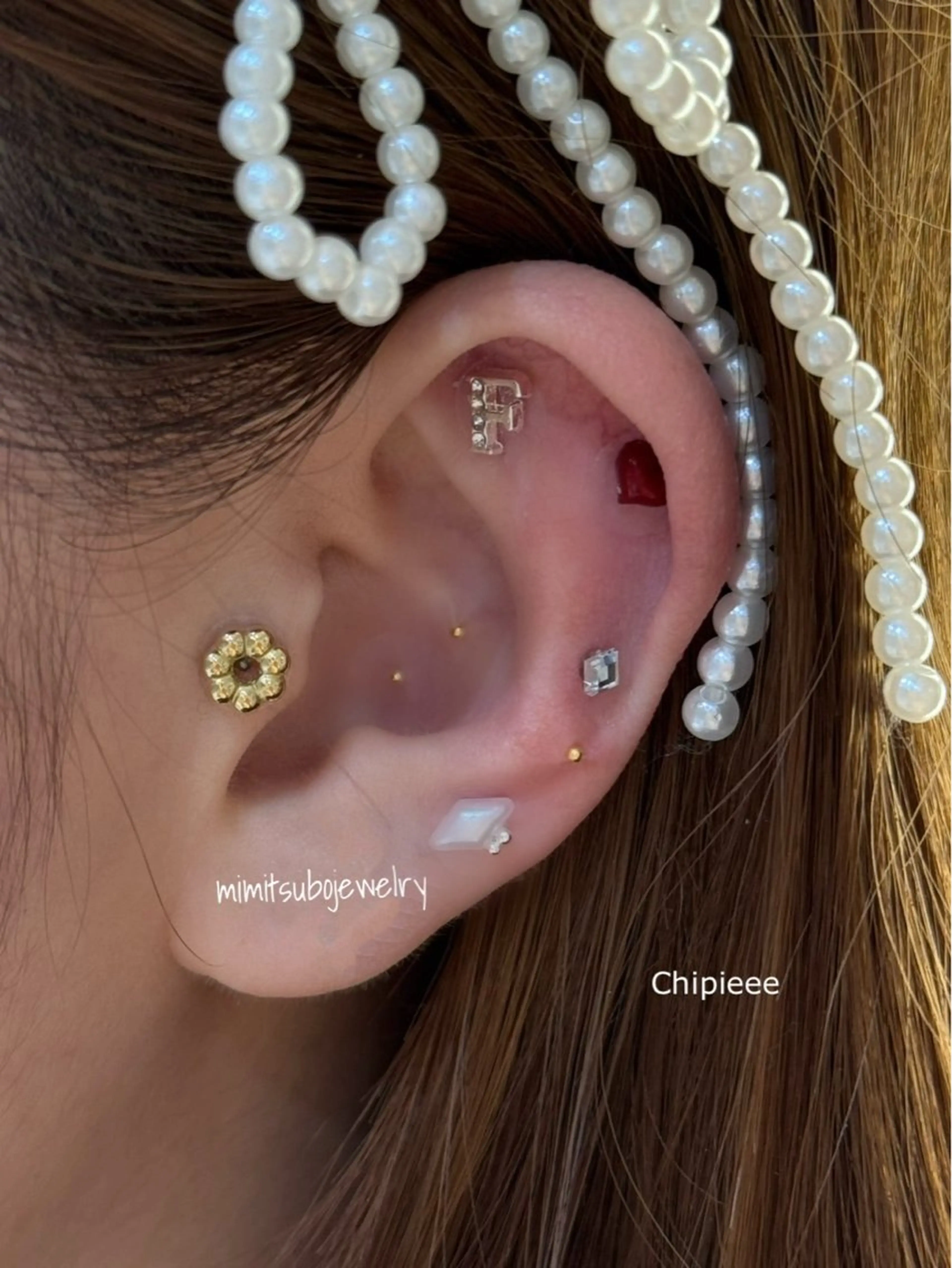 耳ツボジュエリー💎✨お好きなパーツ10粒+gold or silver粒を5粒🌷の写真