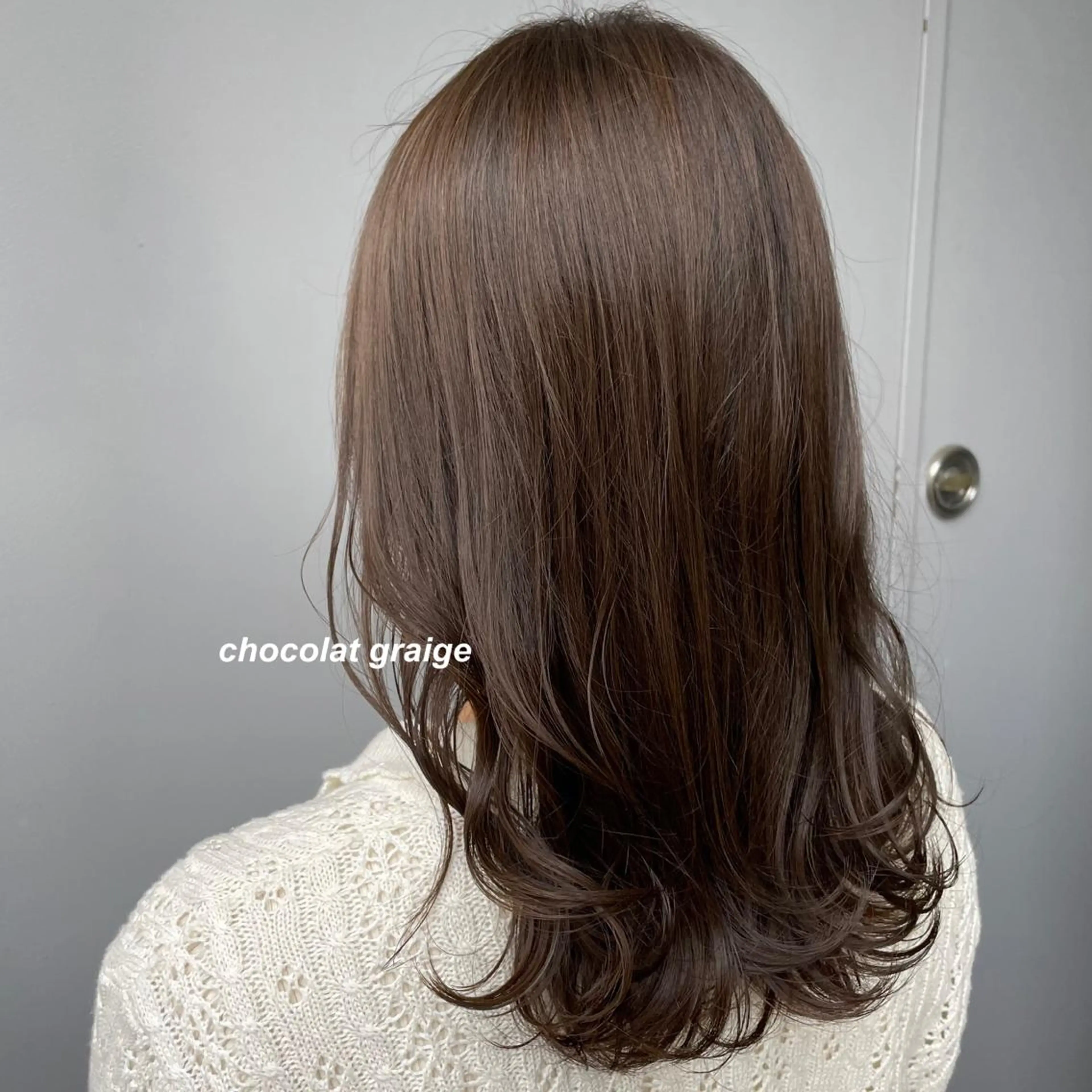 ミディアム カラー ヘアカラー トリートメント ヘッドスパ Qin shaire salon 原宿店所属・レイヤーカット 韓国ヘアayameのヘアスタイル
