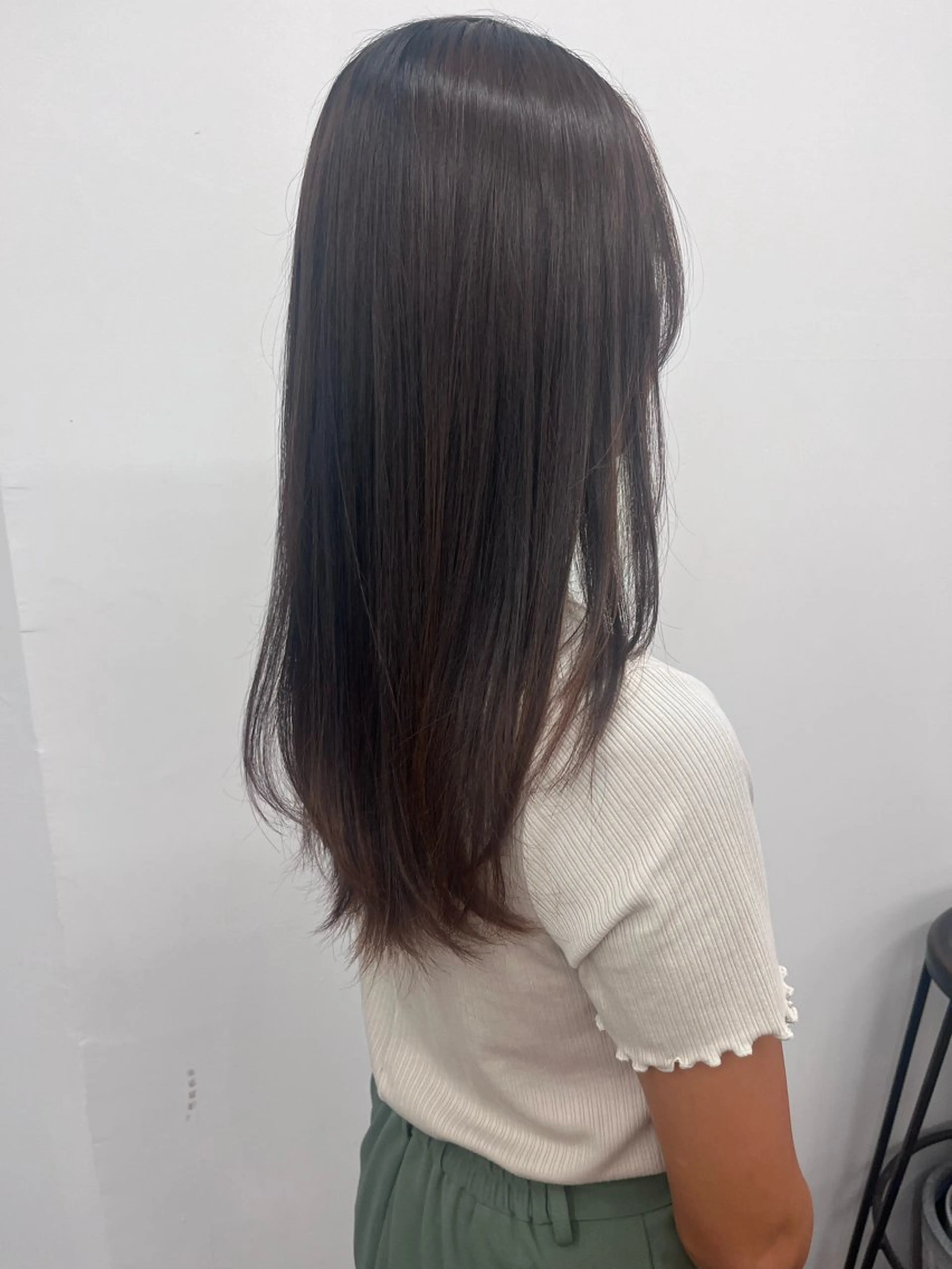 セミロング 遠藤 乙夏のヘアスタイル