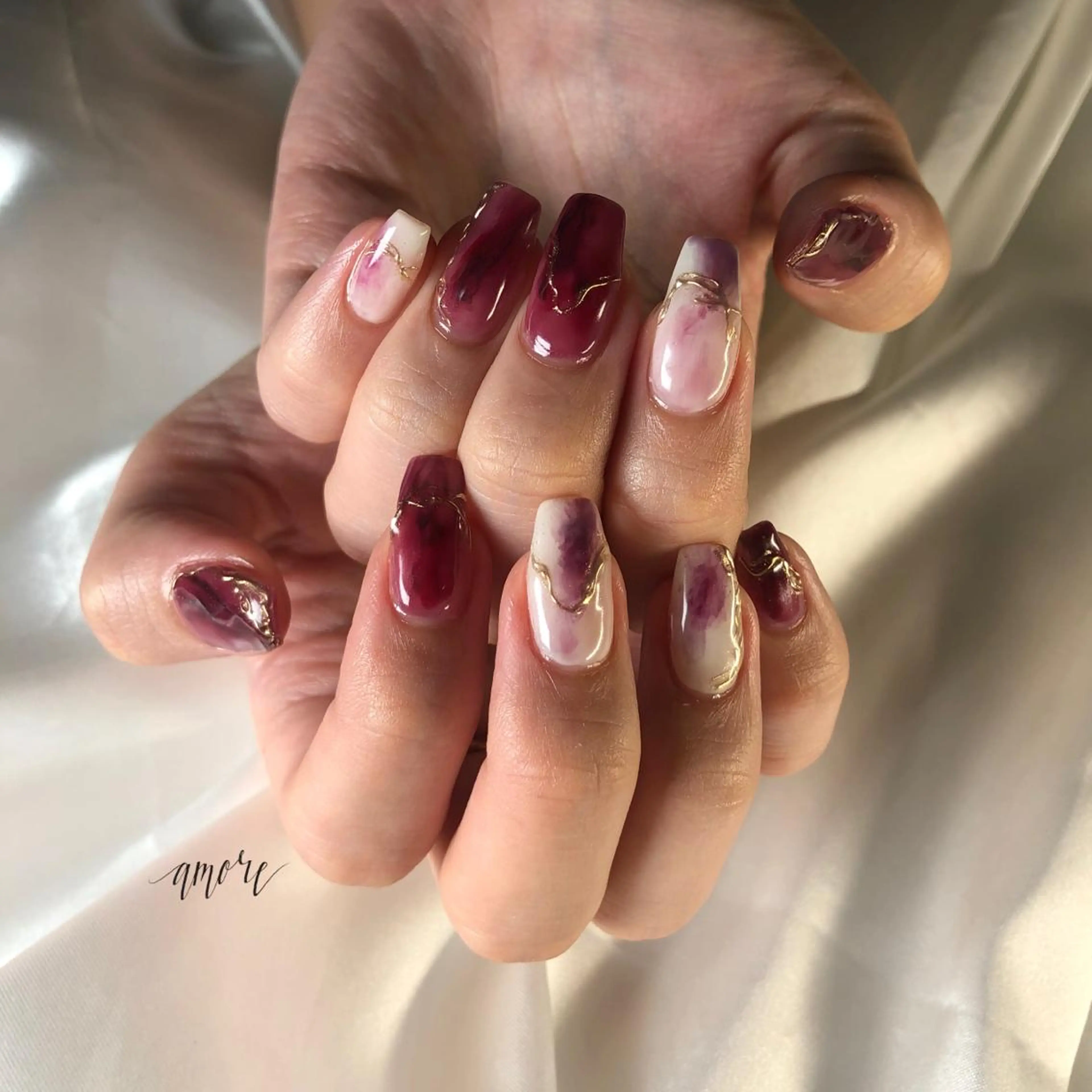 ネイル ジェルネイル 氷ネイル・うるうるネイル マグネットネイル ミラーネイル ニュアンスネイル You kyehwaのネイルデザイン