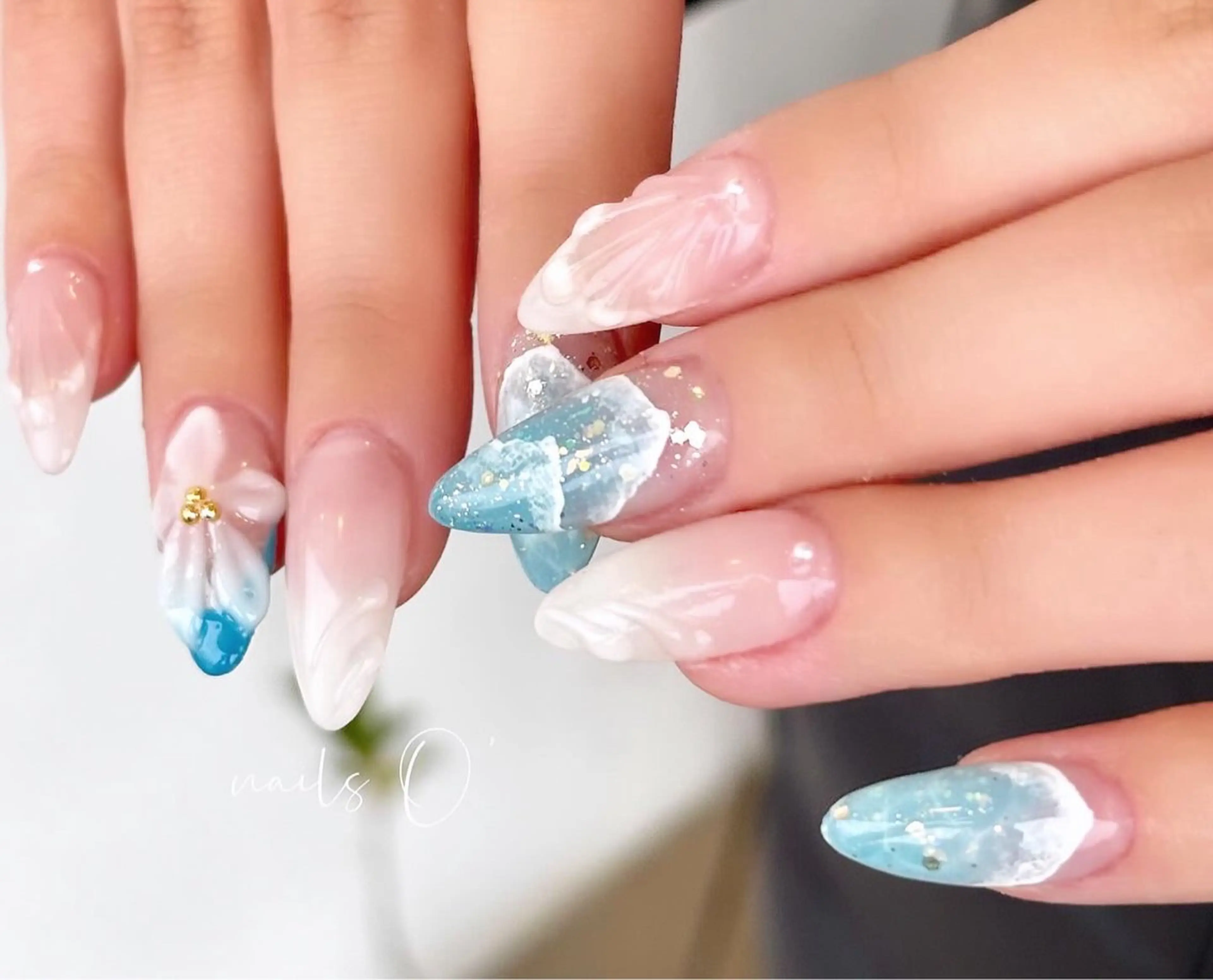 ネイル 大人可愛いネイル🎗 Hinaのネイルデザイン