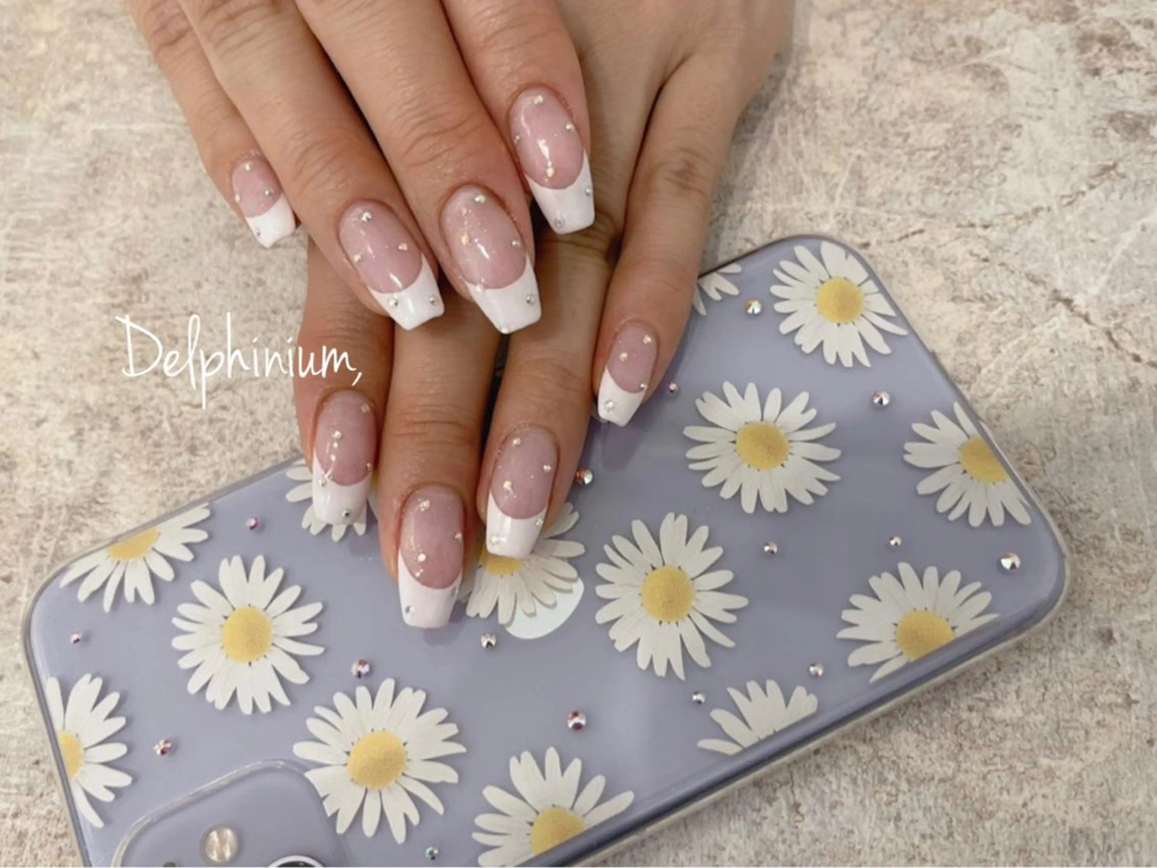 ネイル 桜ネイル クリアネイル ドット フレンチネイル キラキラネイル ハンドネイル 岡本 友恵のネイルデザイン