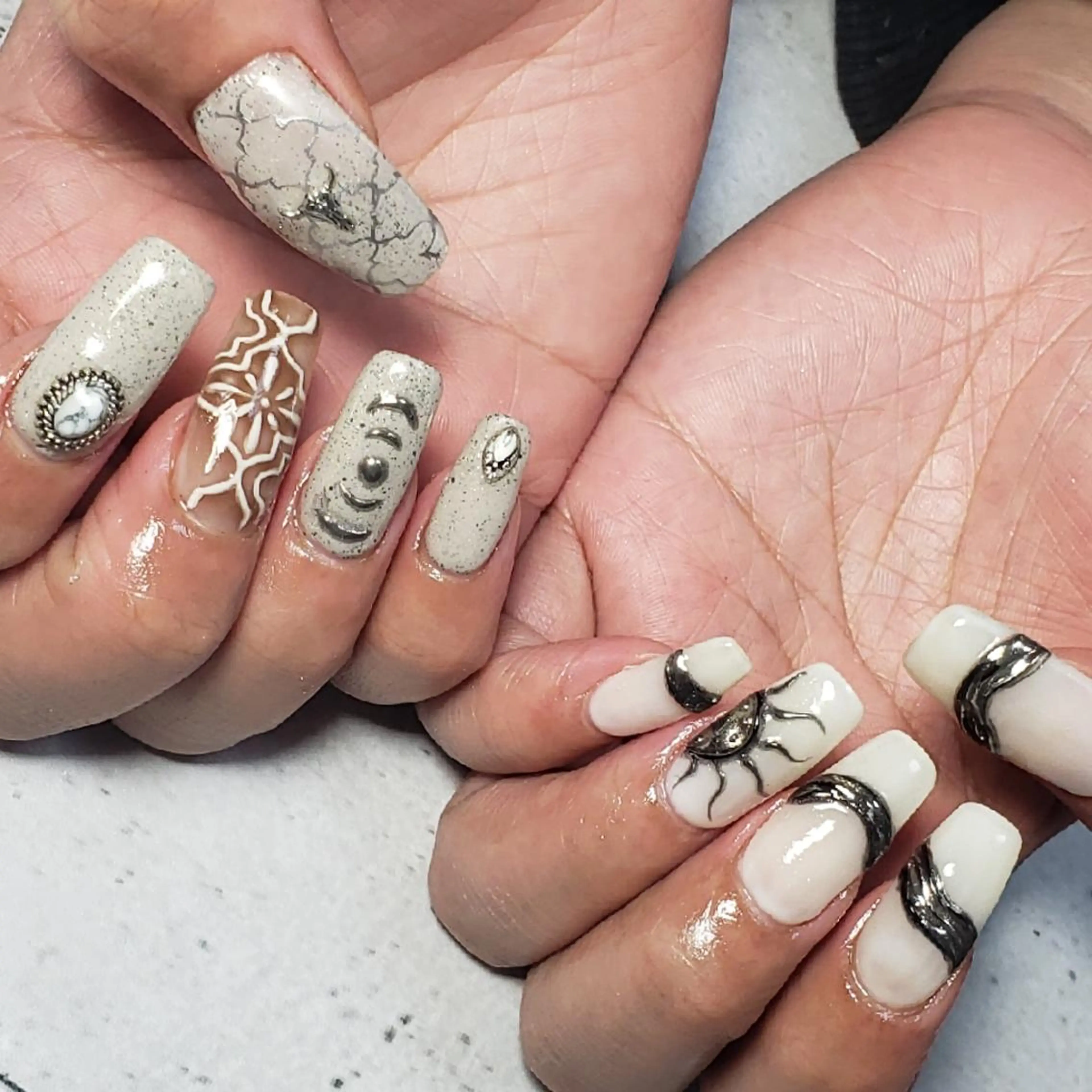 ネイル ビジュード ネイルのネイルデザイン