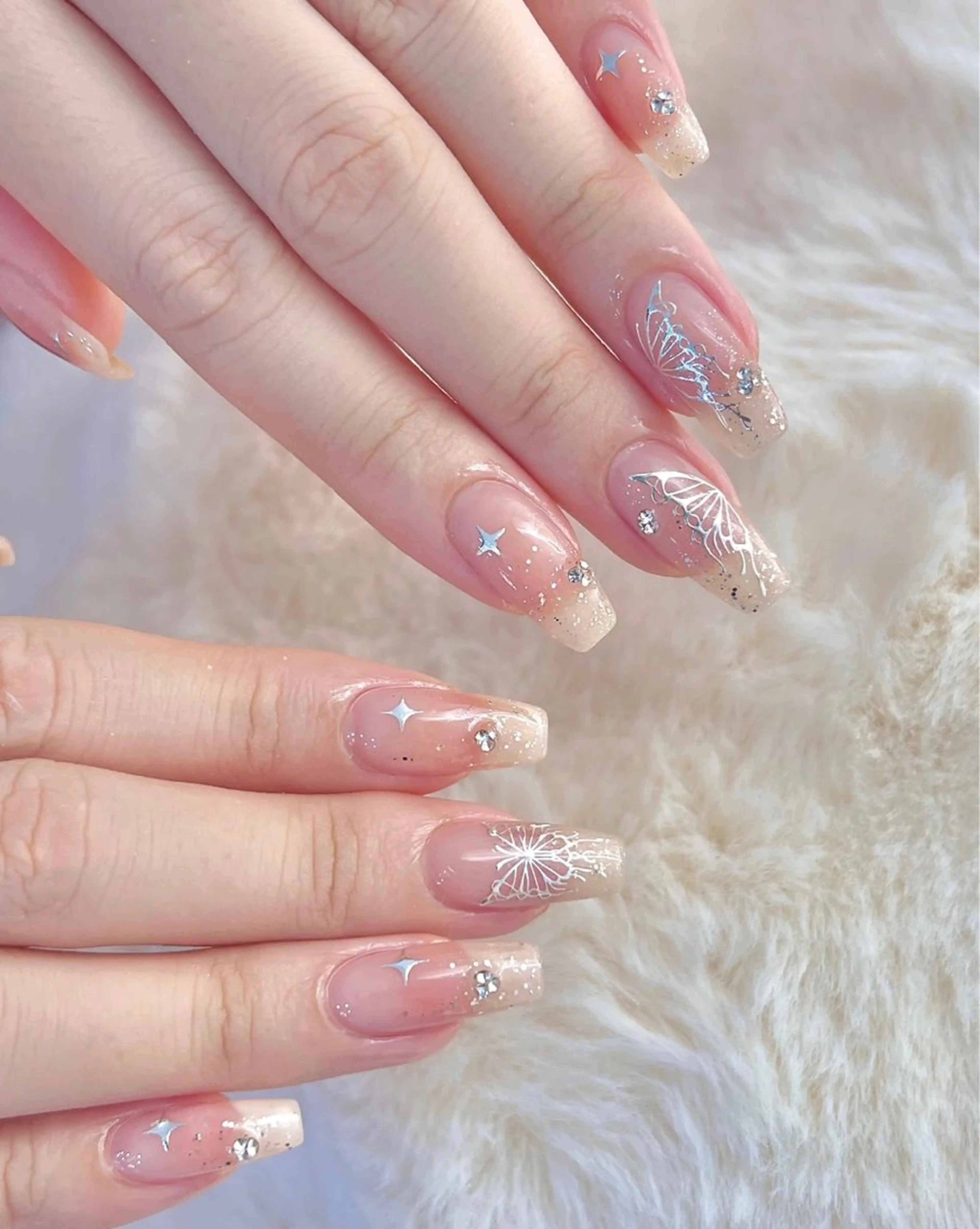 ネイル ハンドネイル 💅E•U•B NAIL🌹所属・横浜市中区曙町 ネイルE·U·Bのネイルデザイン