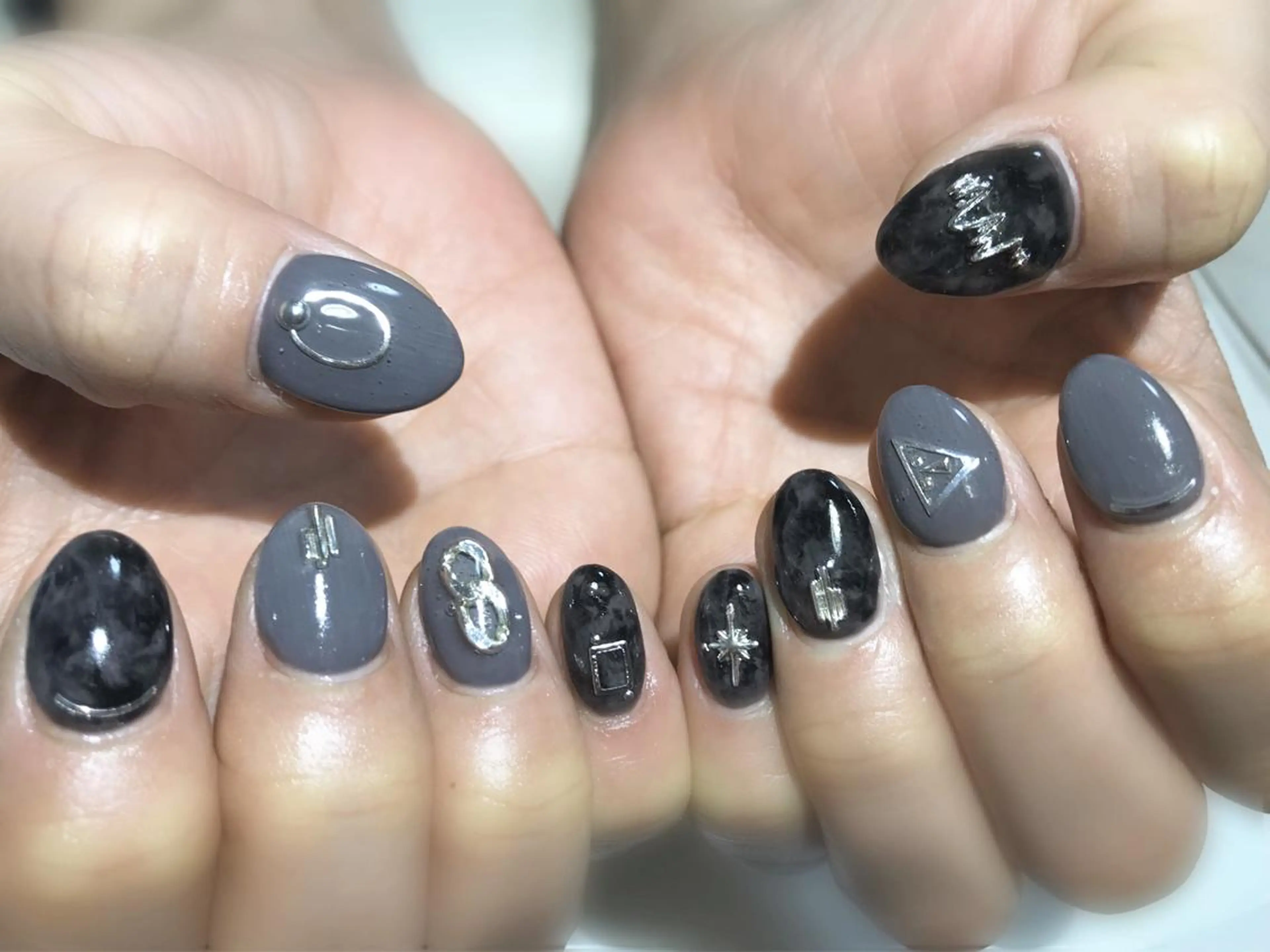 ネイル フットネイル シンプルネイル 春ネイル 夏ネイル ホワイト ネイル フフラ所属・nail fufla ♡yamane♡のネイルデザイン