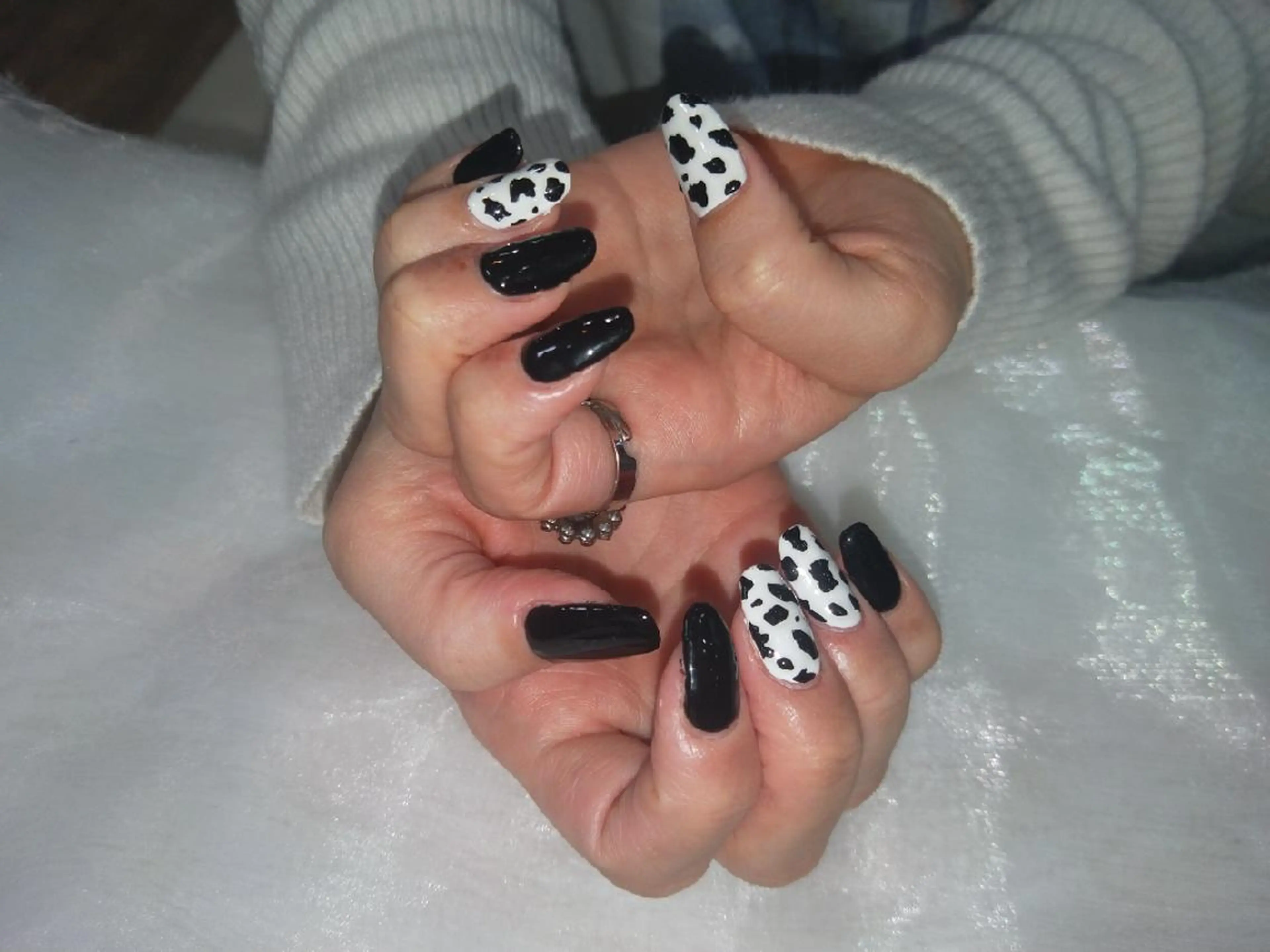 ネイル ハンドネイル ハンドケア R'well所属・はばすみれ🎀ﾈｲﾙ 光ﾌｪｲｼｬﾙ ﾍｱのネイルデザイン