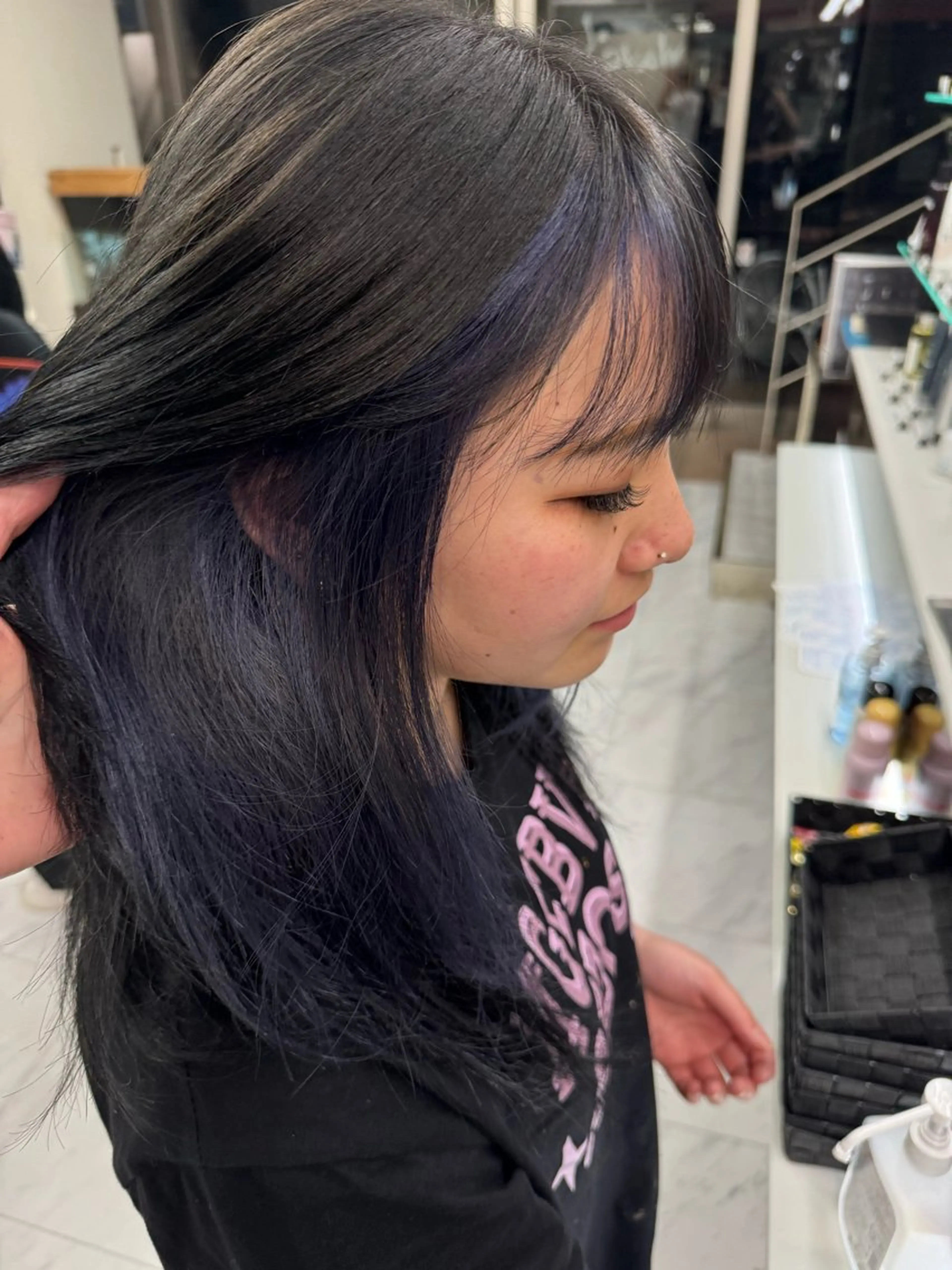 ロング カラー ヘアアレンジ 切りっぱなしボブ アッシュ ミストバング ブリーチ ブルーカラー カット ヘアカラー トリートメント 目黒 碧人のヘアスタイル