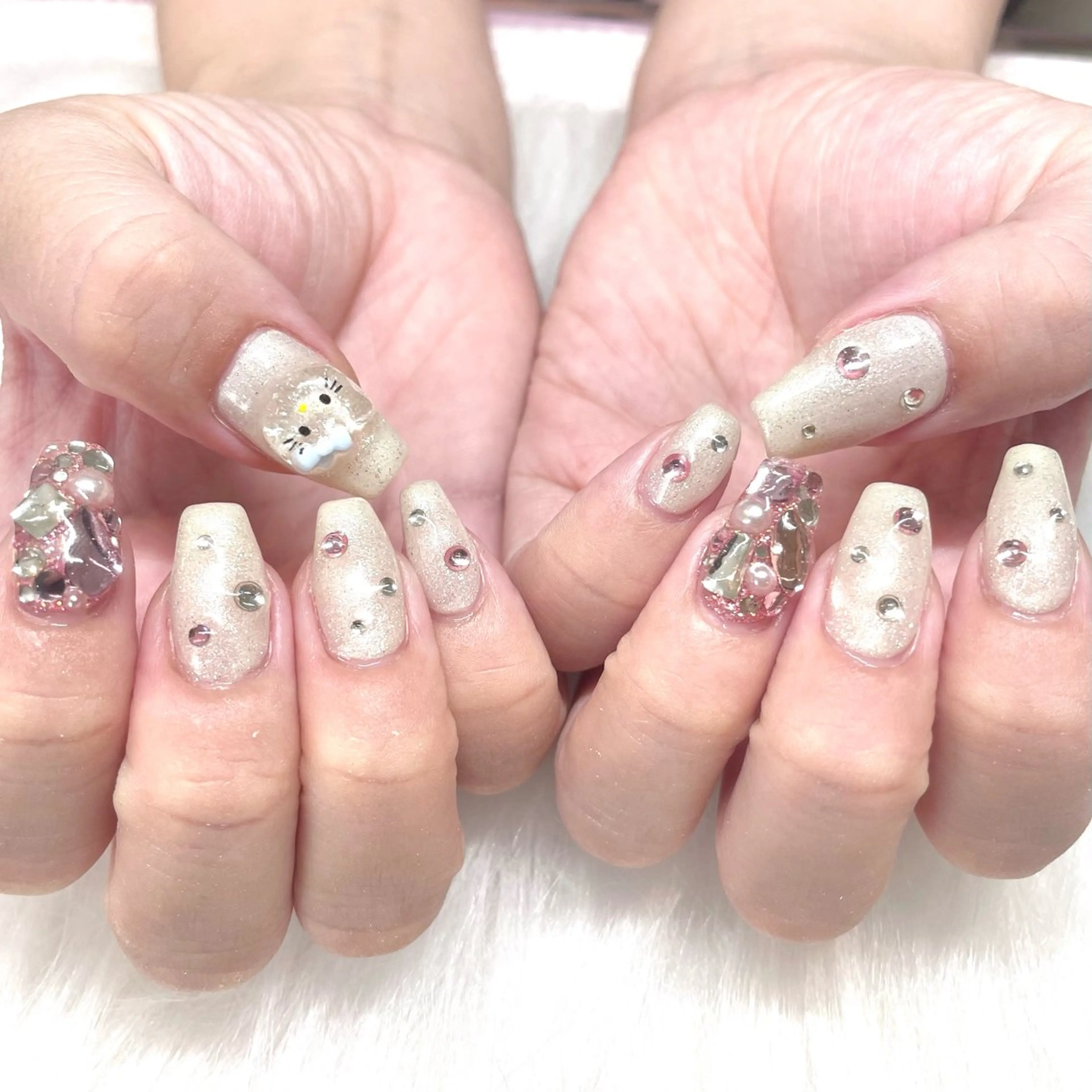ネイル ハンドネイル Nail ヌシん家 AKANEのネイルデザイン