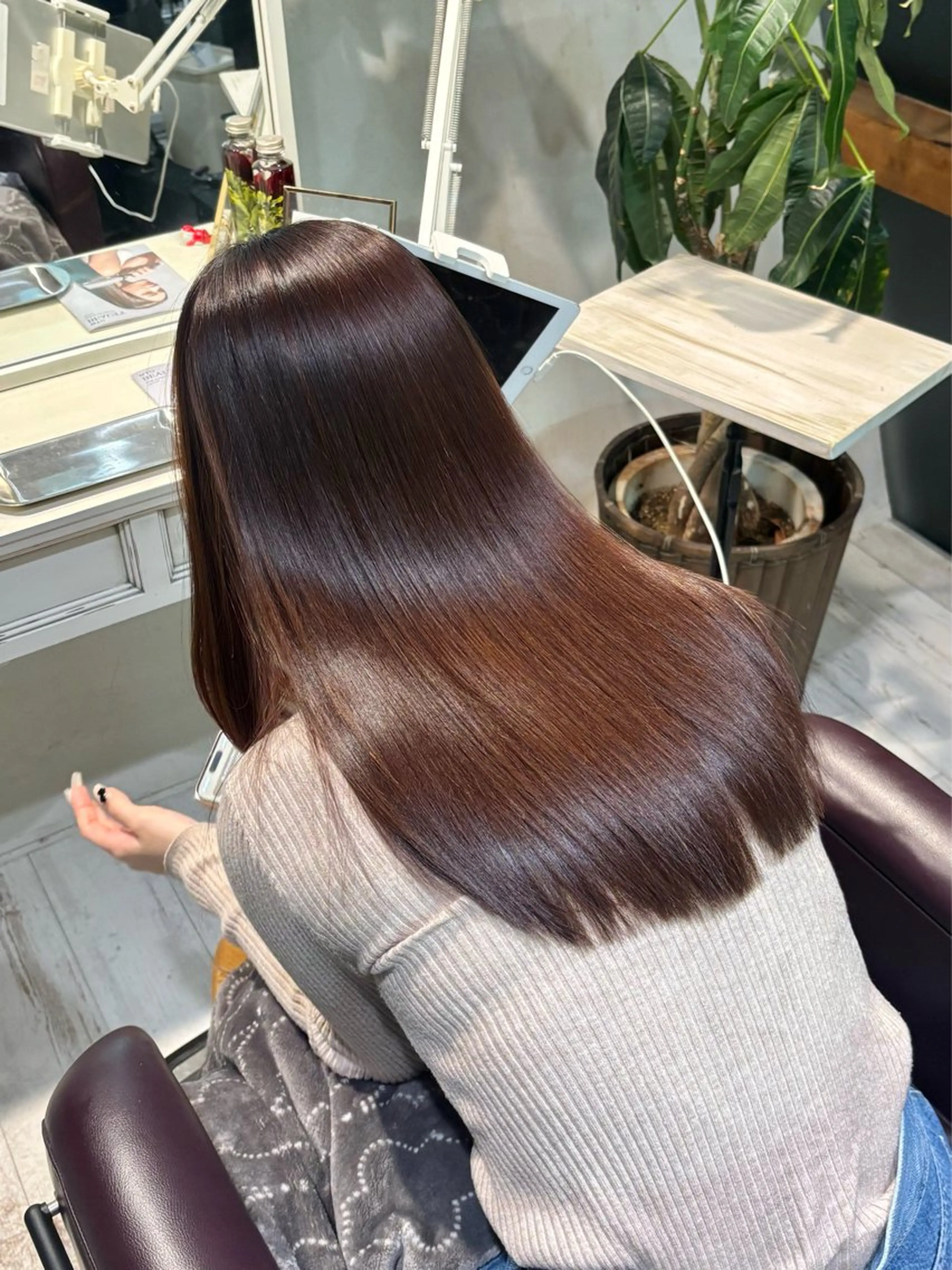 ロング カット 縮毛矯正 トリートメント 滋賀でレイヤーなら |吉村 友輝のヘアスタイル