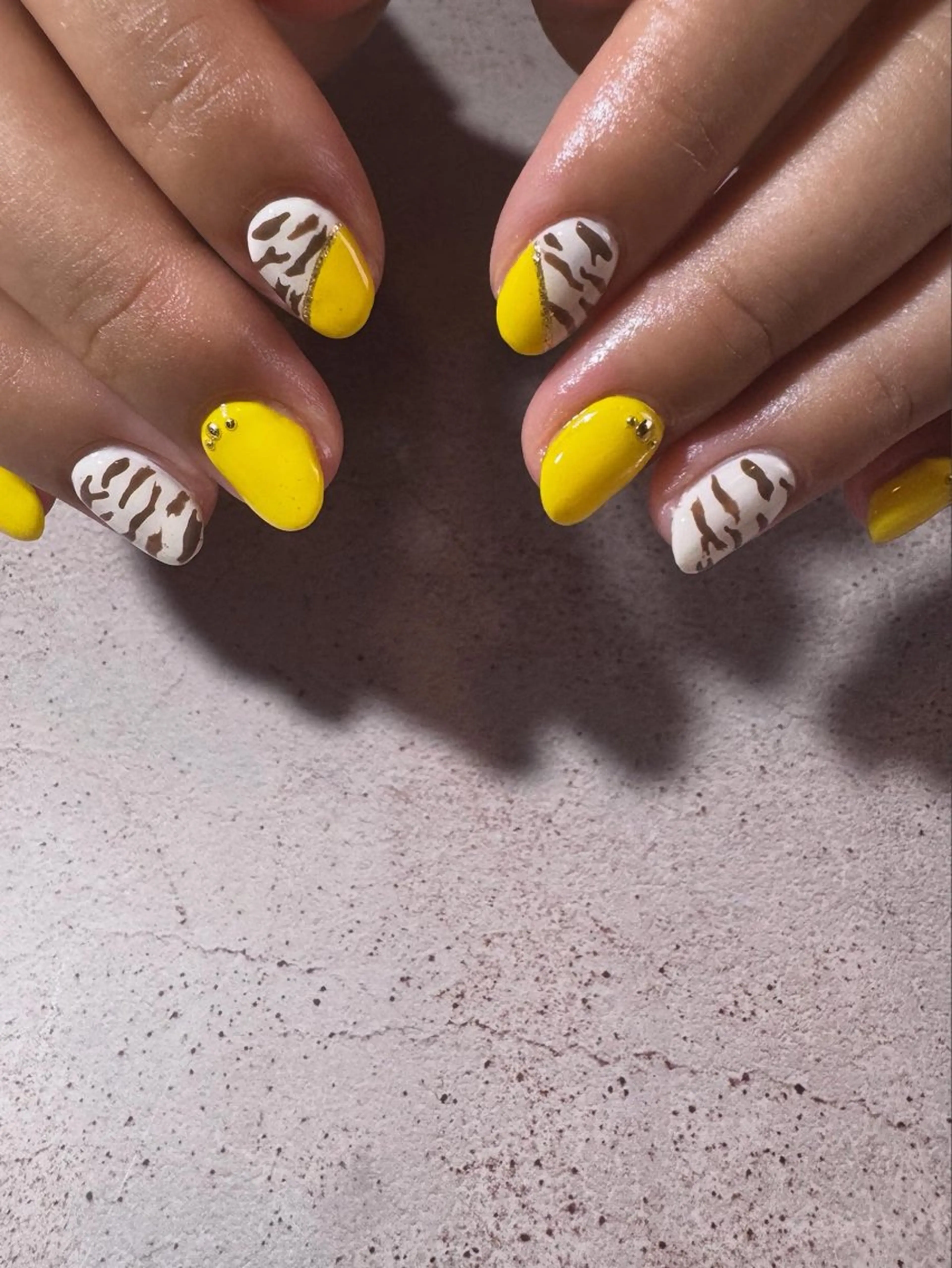 ネイル 持ち込み c.o.m.f.y所属・otumeya. c.o.m.f.yのネイルデザイン