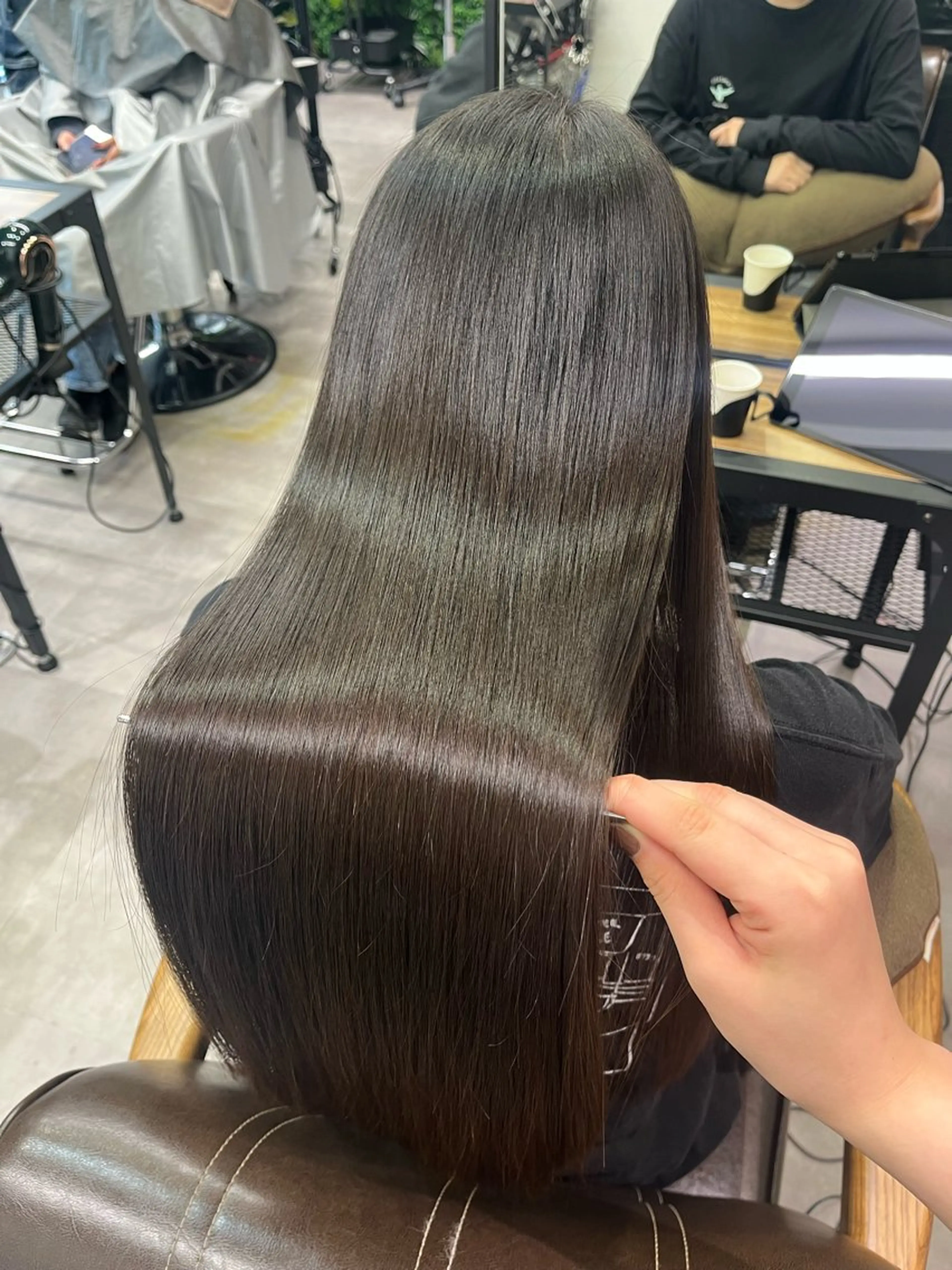 ロング RAF Sakuraのヘアスタイル