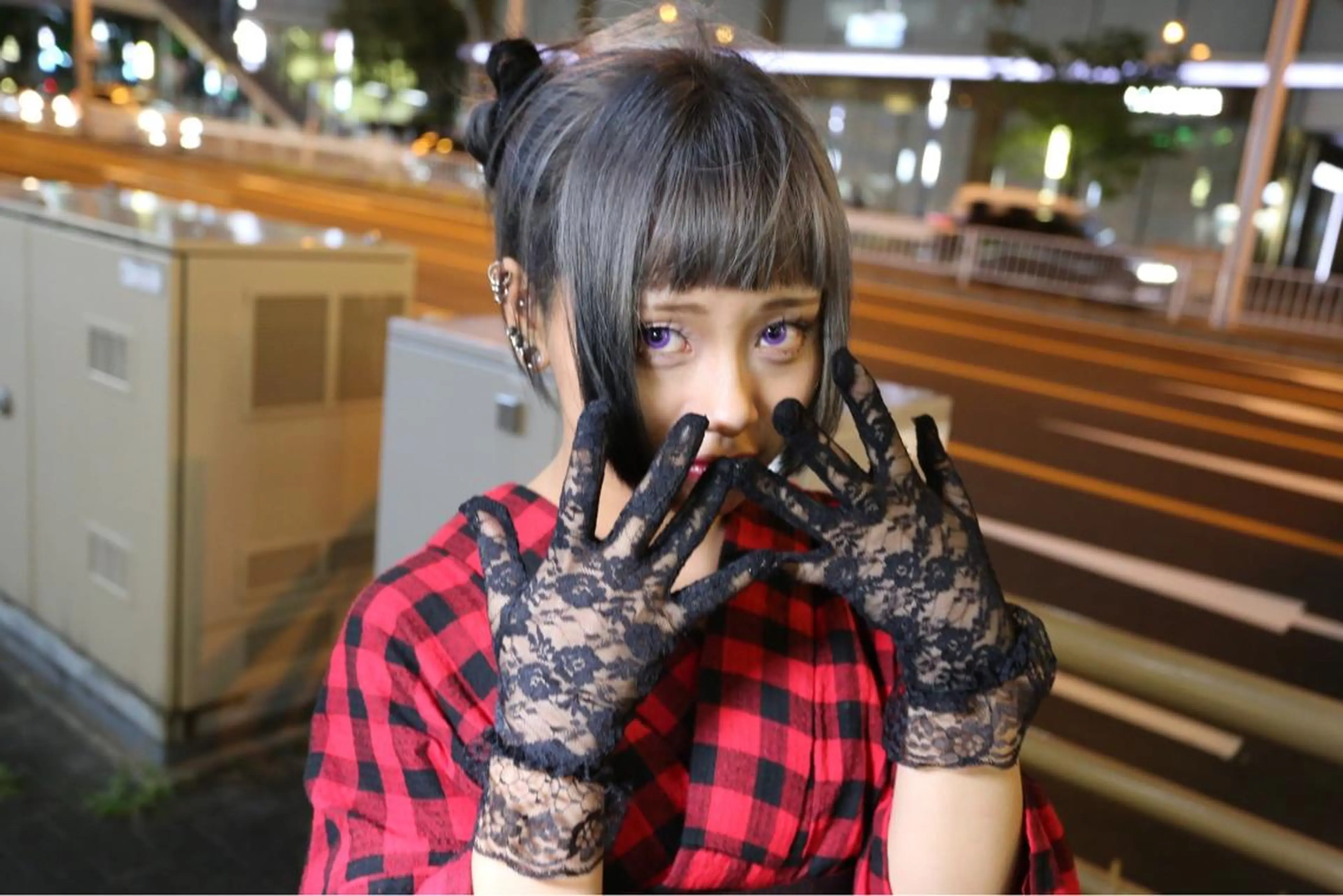 ミディアム カラー ヘアアレンジ ブリーチ ケアブリーチ シルバー トリートメント andiamo sakae所属・🧬艶髪向井 琉矢🧬のヘアスタイル