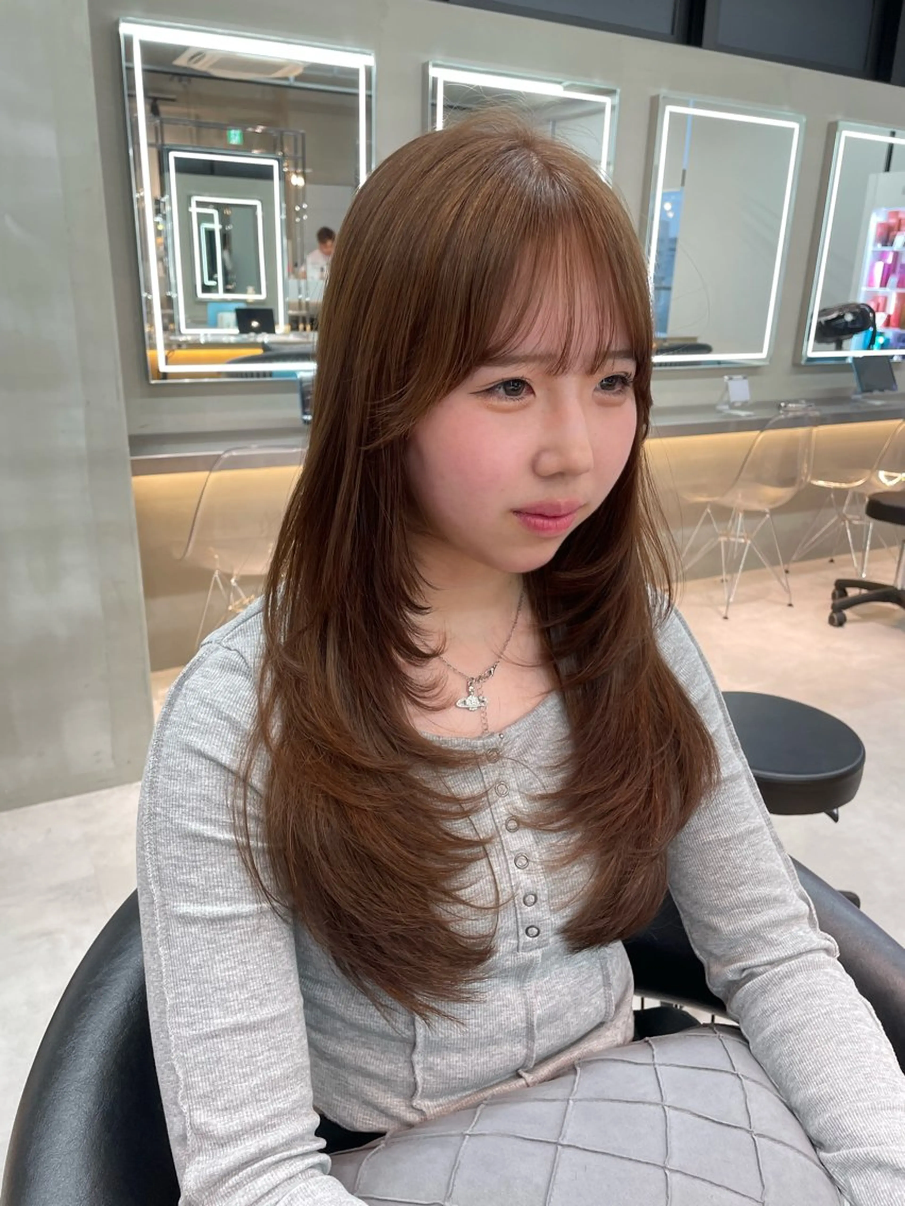 ロング カット ヘアカラー トリートメント ヘッドスパ ヘアセット 韓国ヘア/レイヤー Londエレンのヘアスタイル