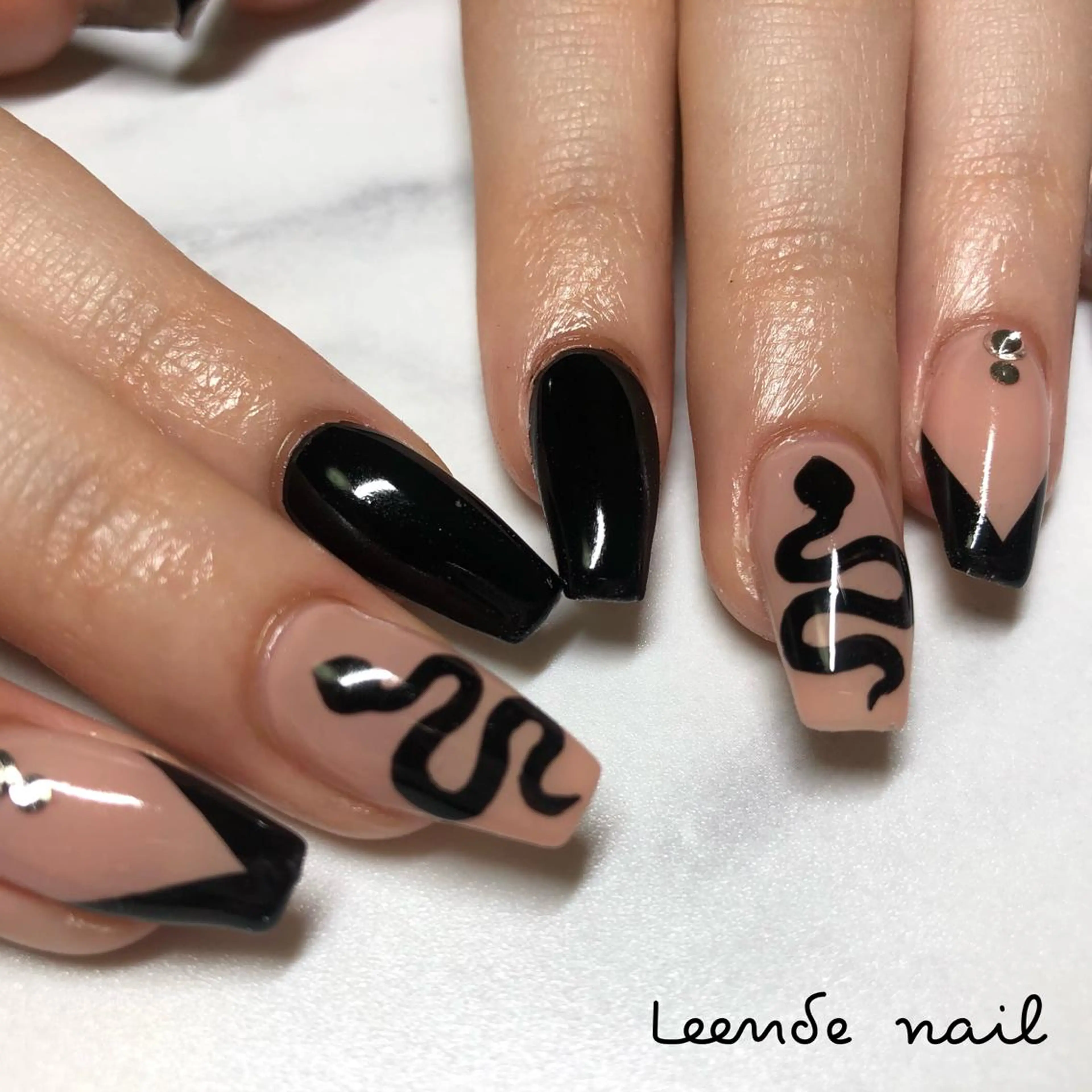 ネイル Leendenail 【リエンダネイル】のネイルデザイン