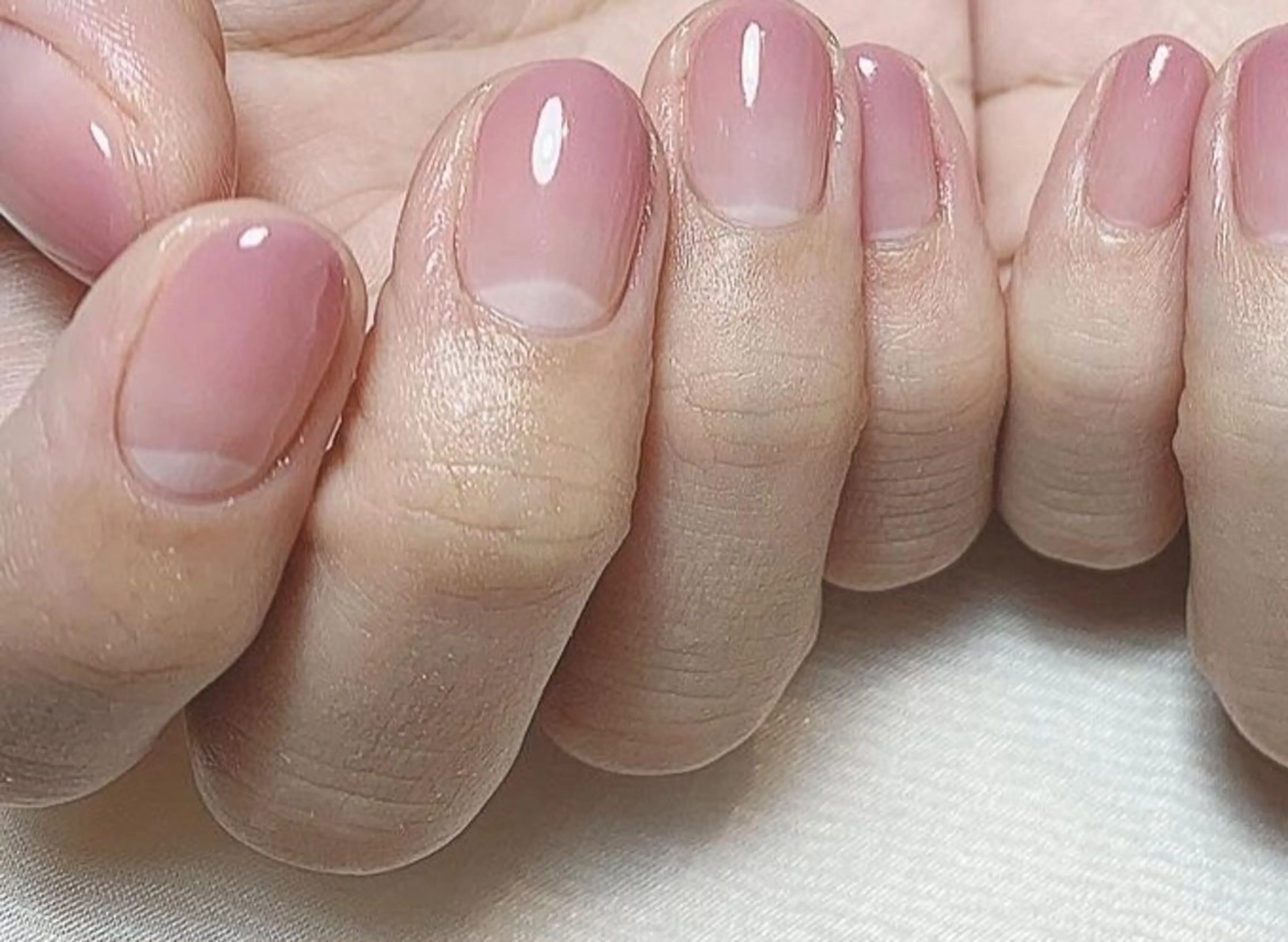 ネイル グラデーション ショートネイル ハンドネイル Noah'snail   のネイルデザイン