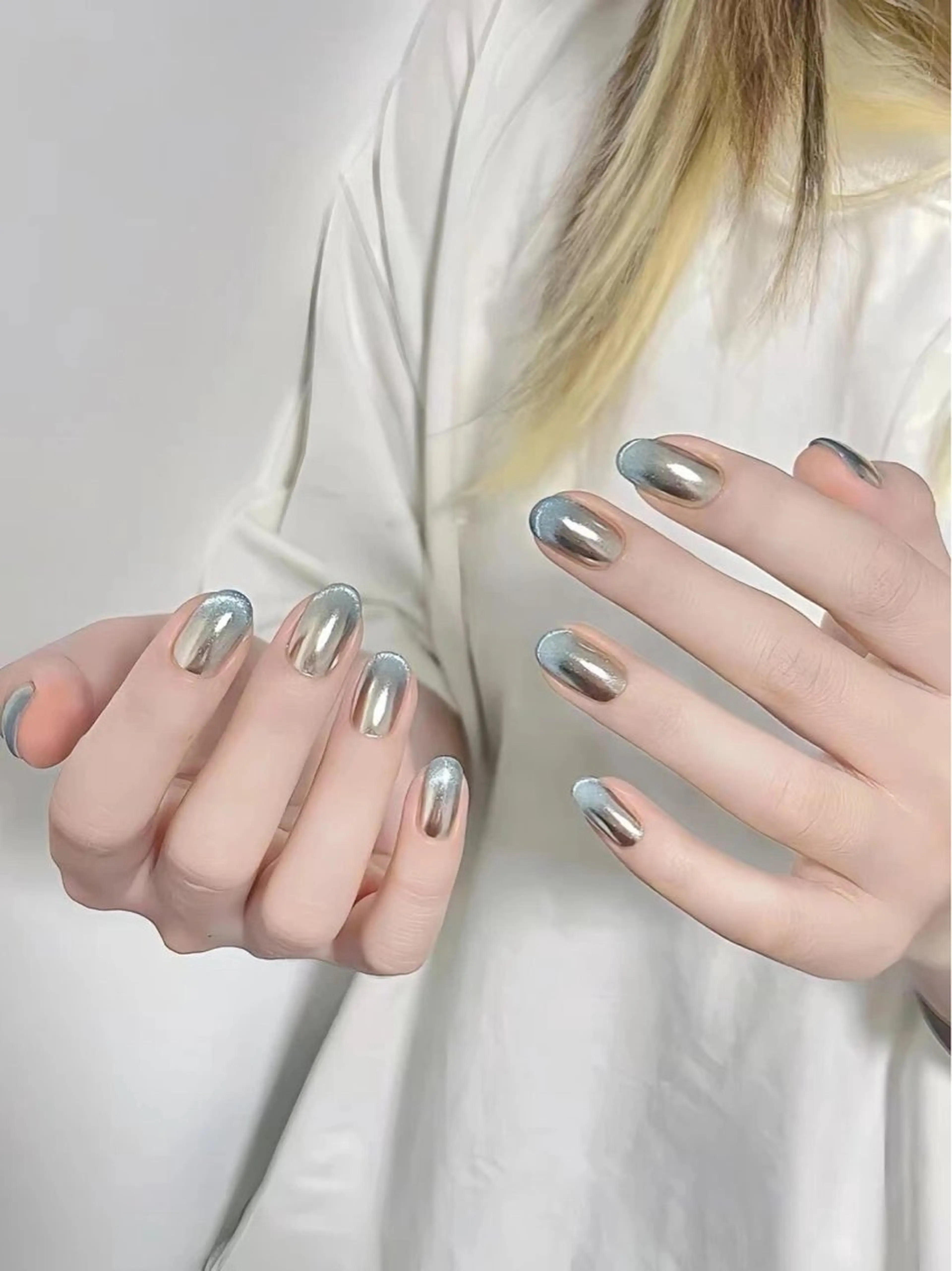 ネイル ハンドネイル AngelChris ビューティーサロンのネイルデザイン