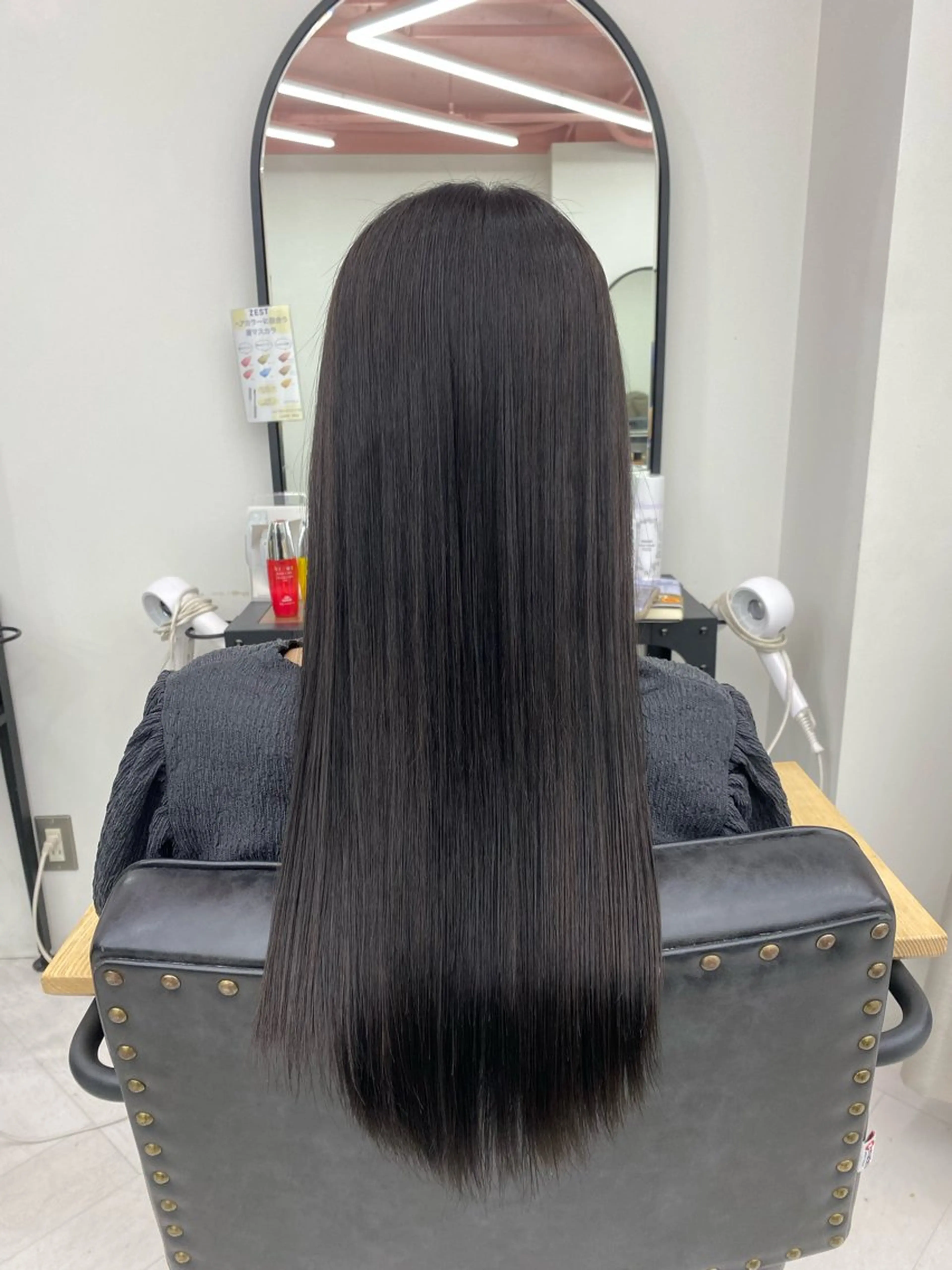 カラー ルイ☆【ボブ/メンズ /酸性ストレート】の眉毛・アイブロウイメージ