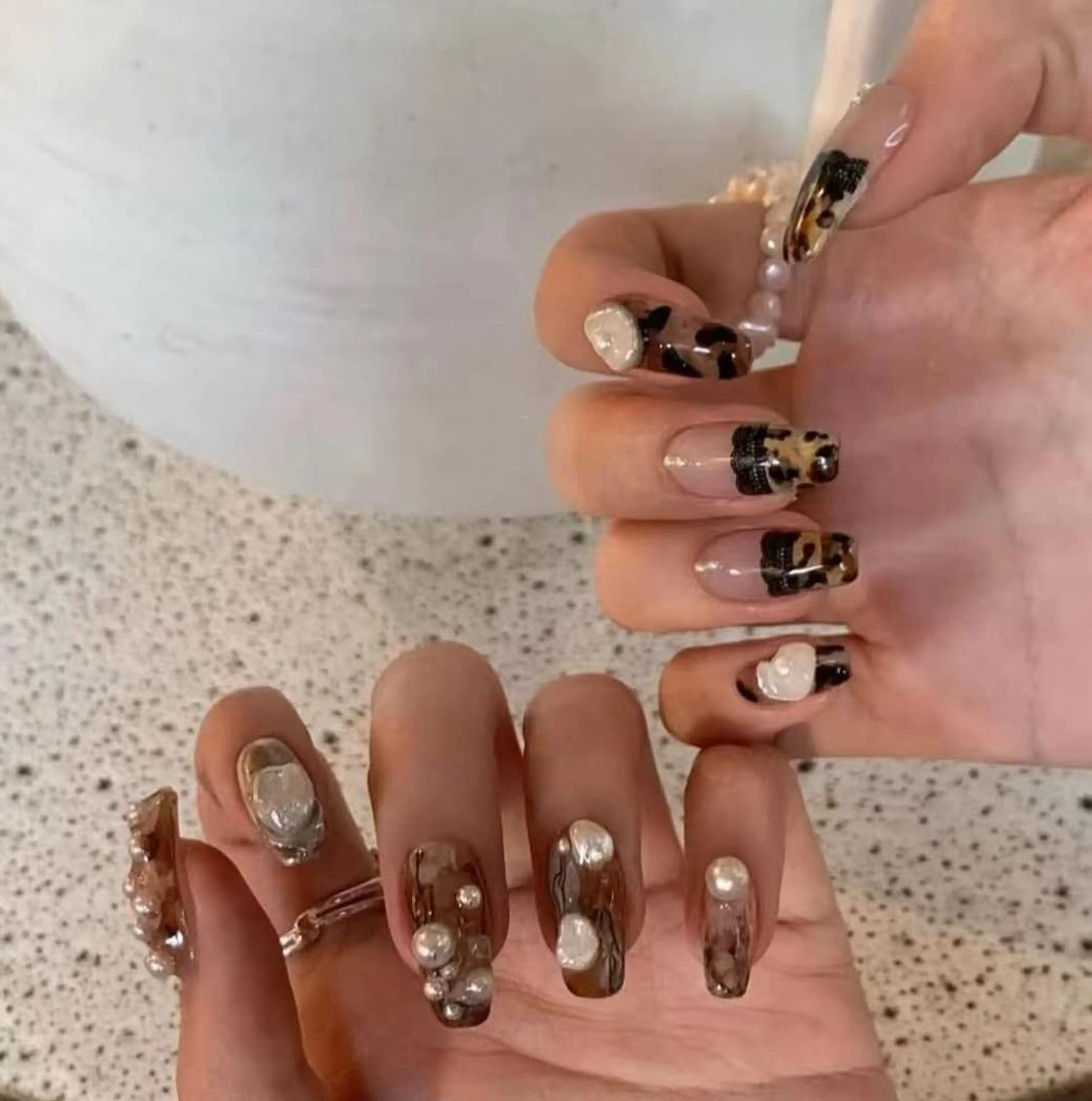 ネイル オーロラネイル フラワーネイル フットネイル フレンチネイル ジェルネイル ハンドネイル BabyYouMi nailのネイルデザイン