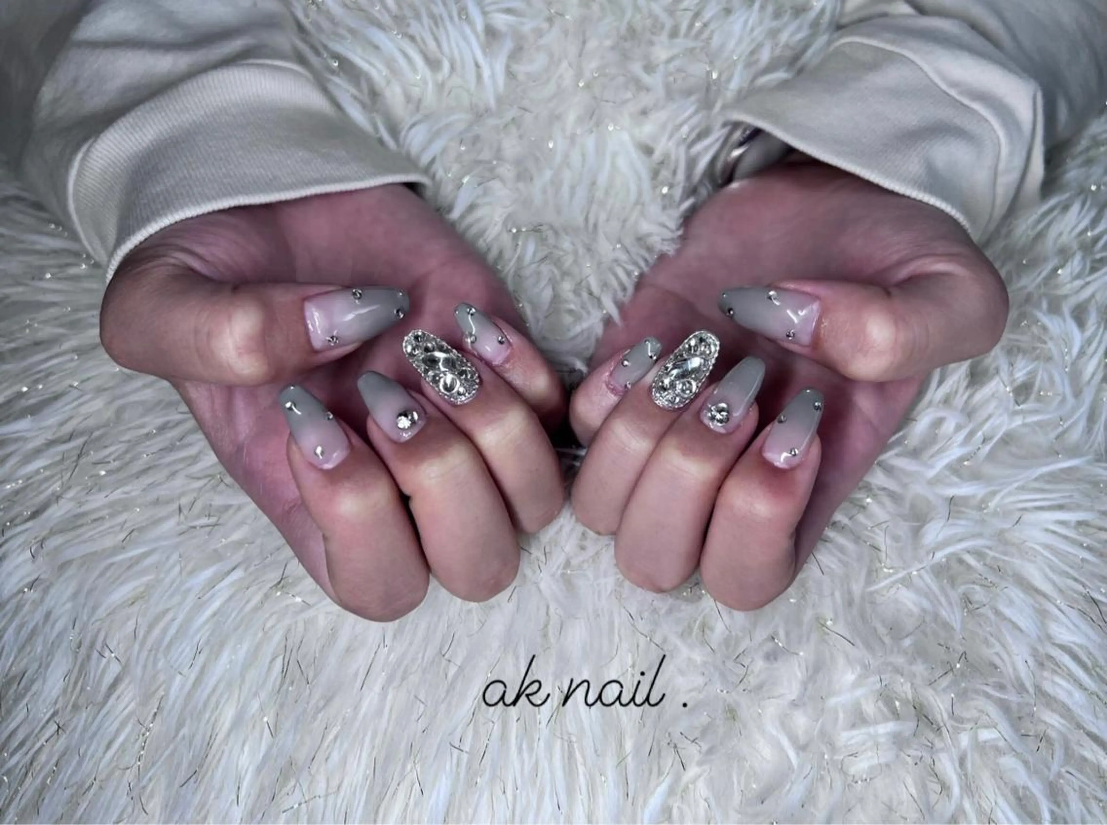 ロング ネイル グラデーション ak nail .のネイルデザイン