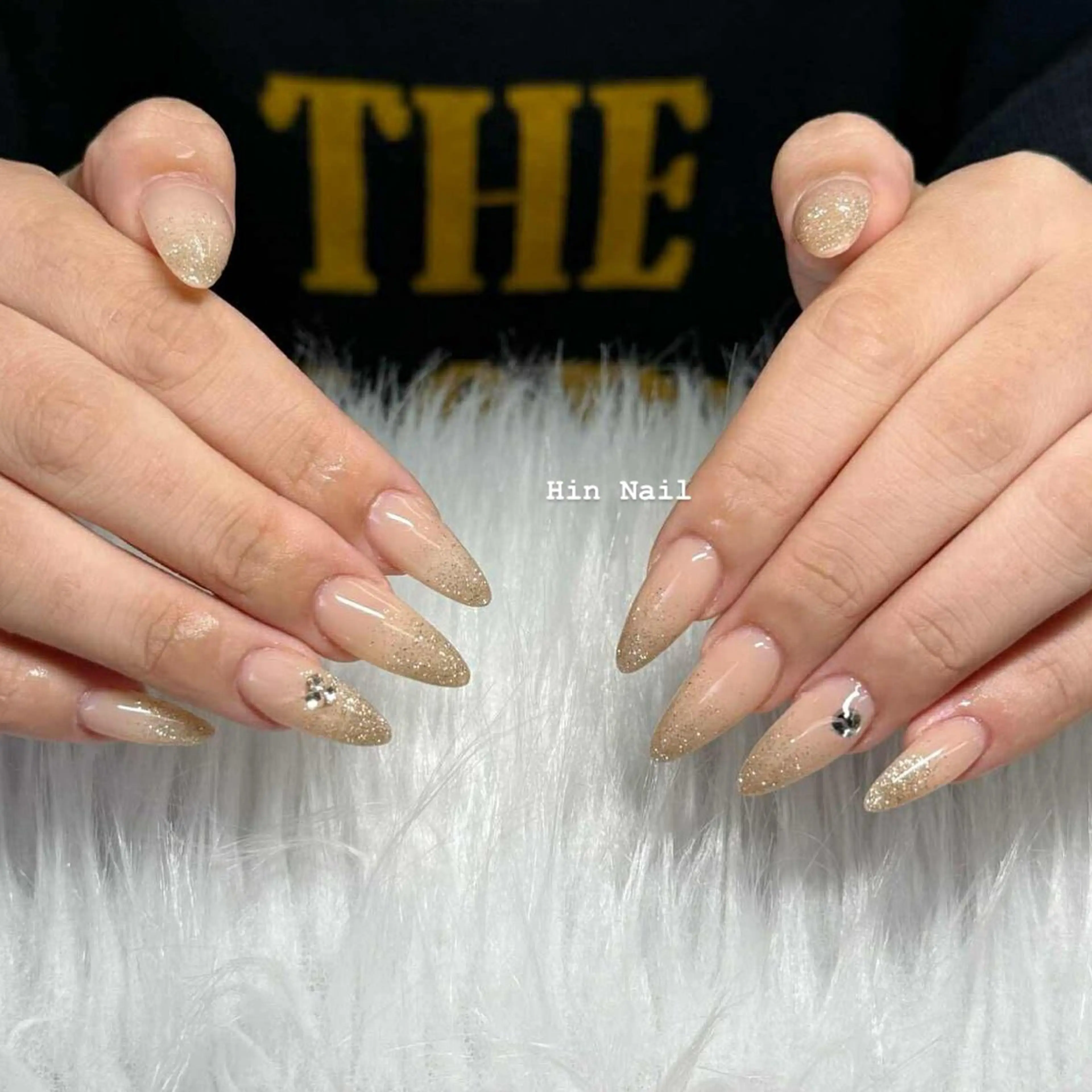 ネイル ハンドネイル HIN NAILのネイルデザイン