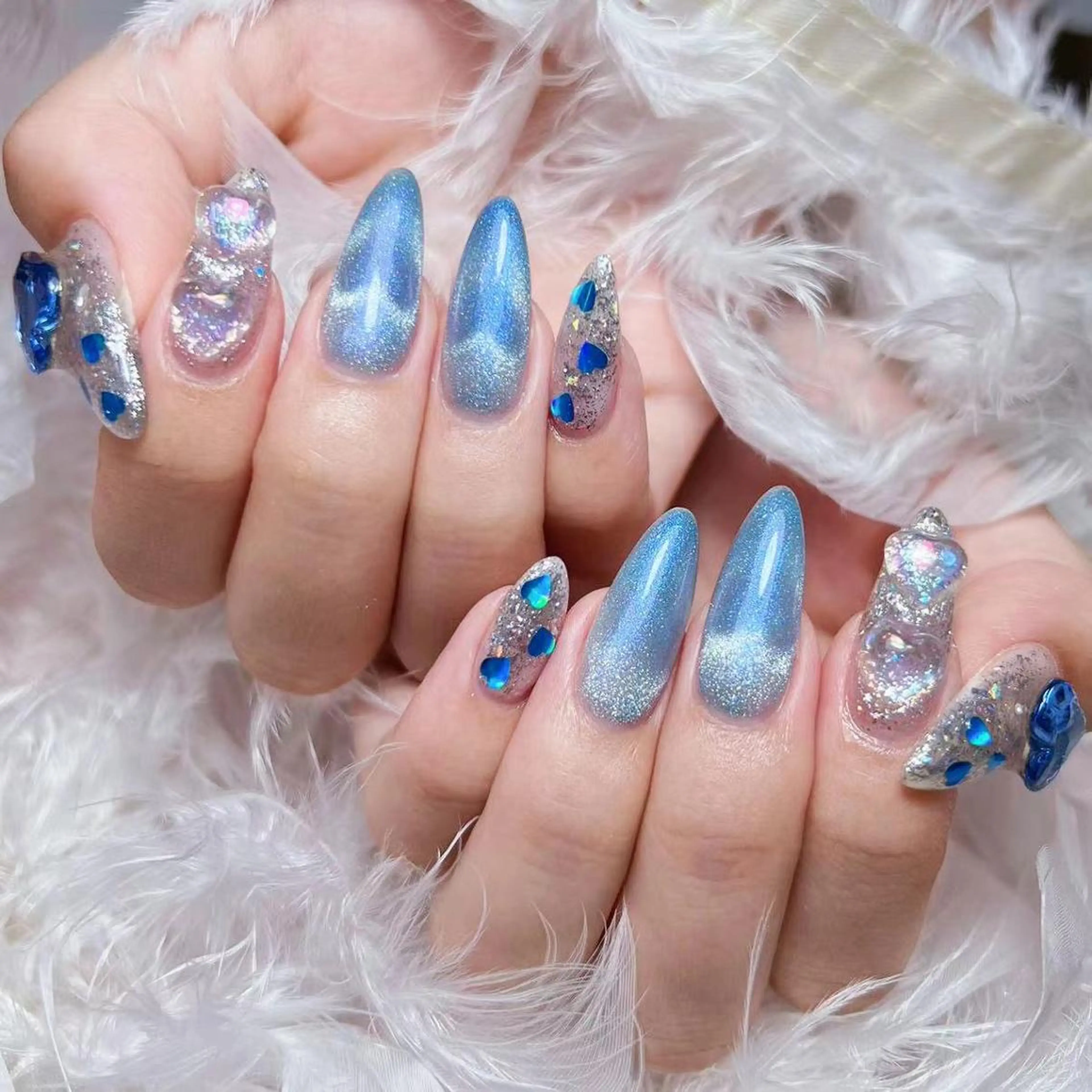 ネイル アートネイル オーロラネイル フラッシュネイル ガーリー キラキラネイル ハンドネイル Diamond NAIL💝のネイルデザイン