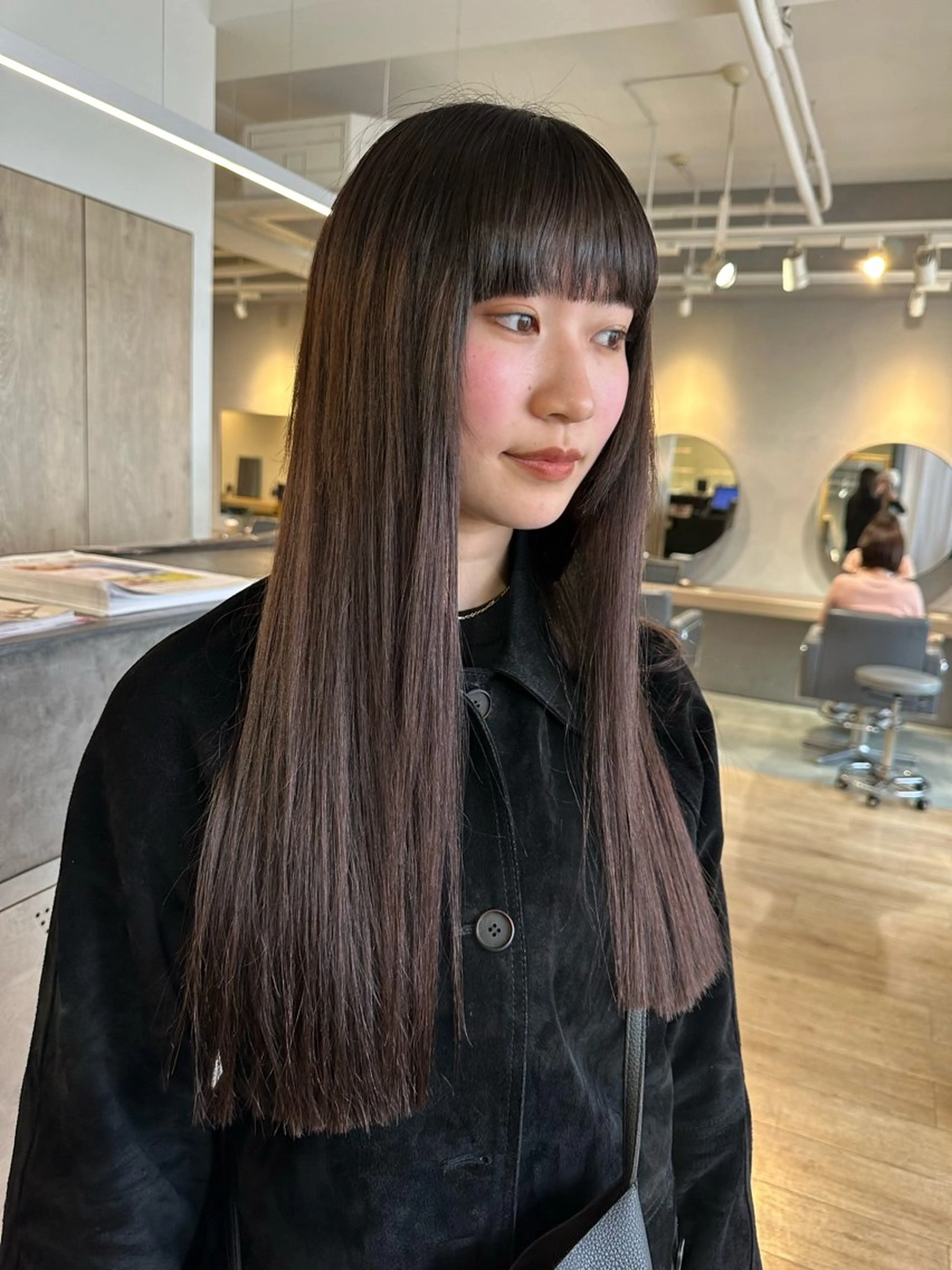 カット ヘアカラー エクステ 美髪・シールエクステ ホソタニリョウコのヘアスタイル