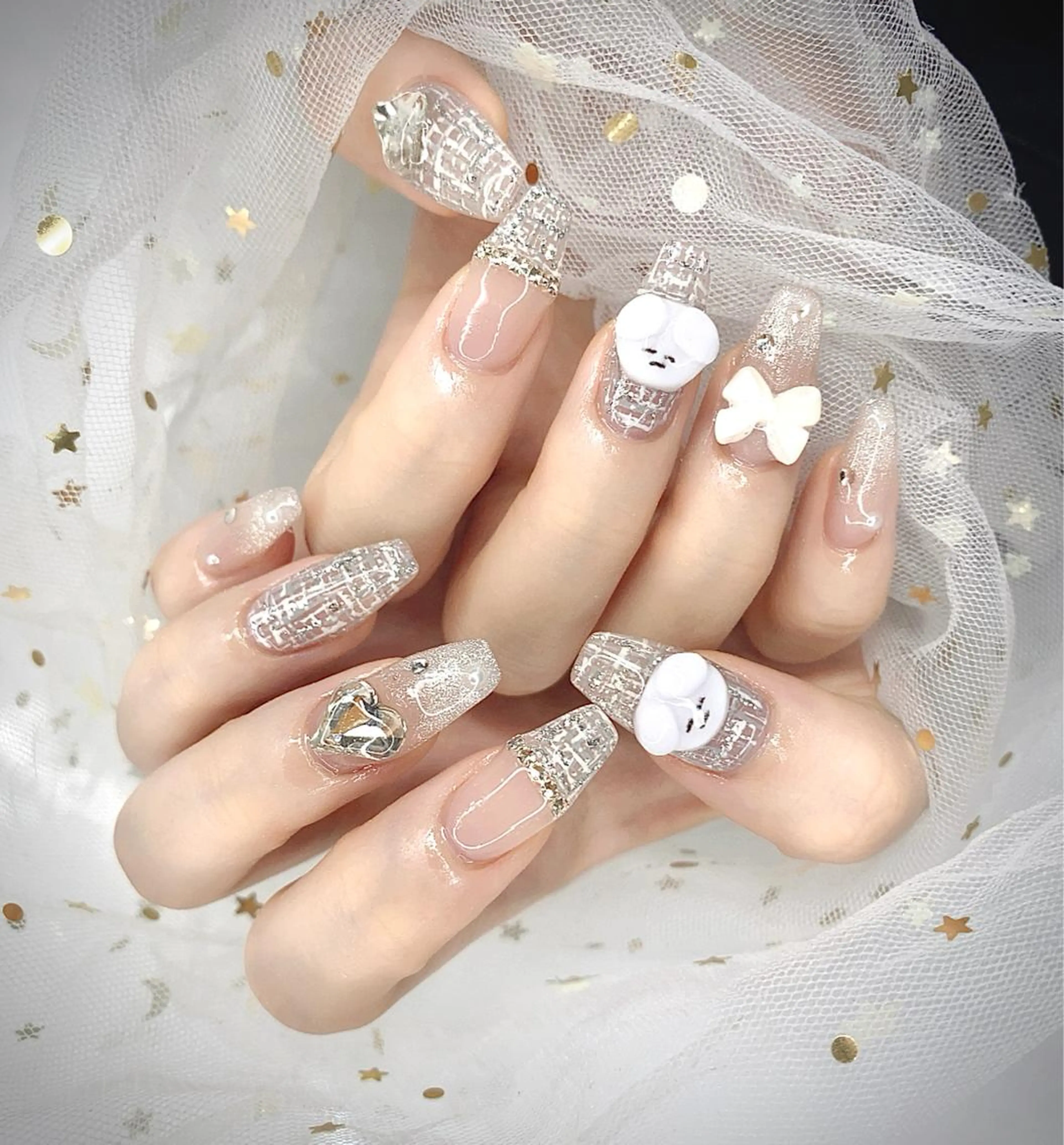 ネイル I-nailロング /ワンホン/キラキラのネイルデザイン