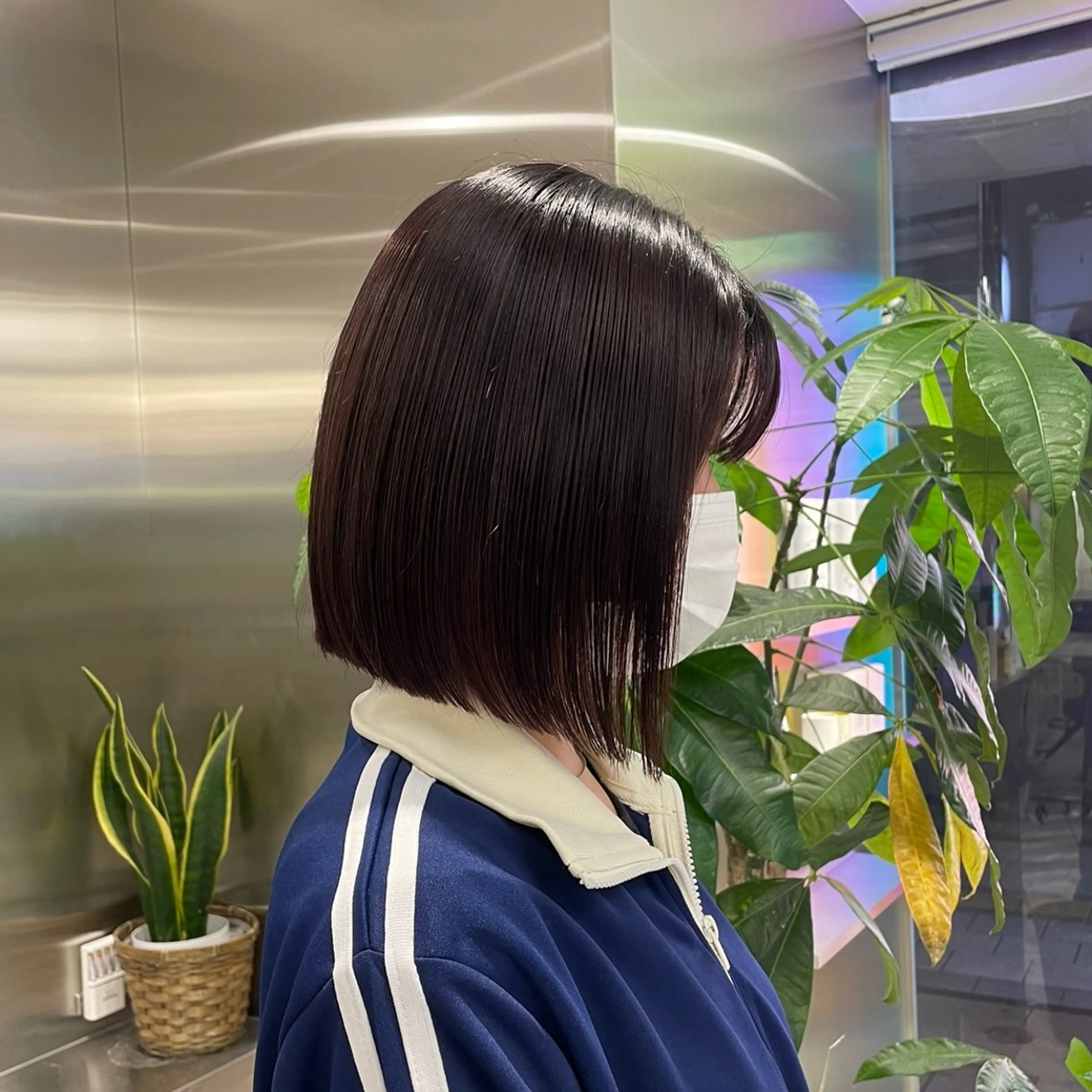 ショート クルミ/ 💕ワンホンネイルのネイルデザイン