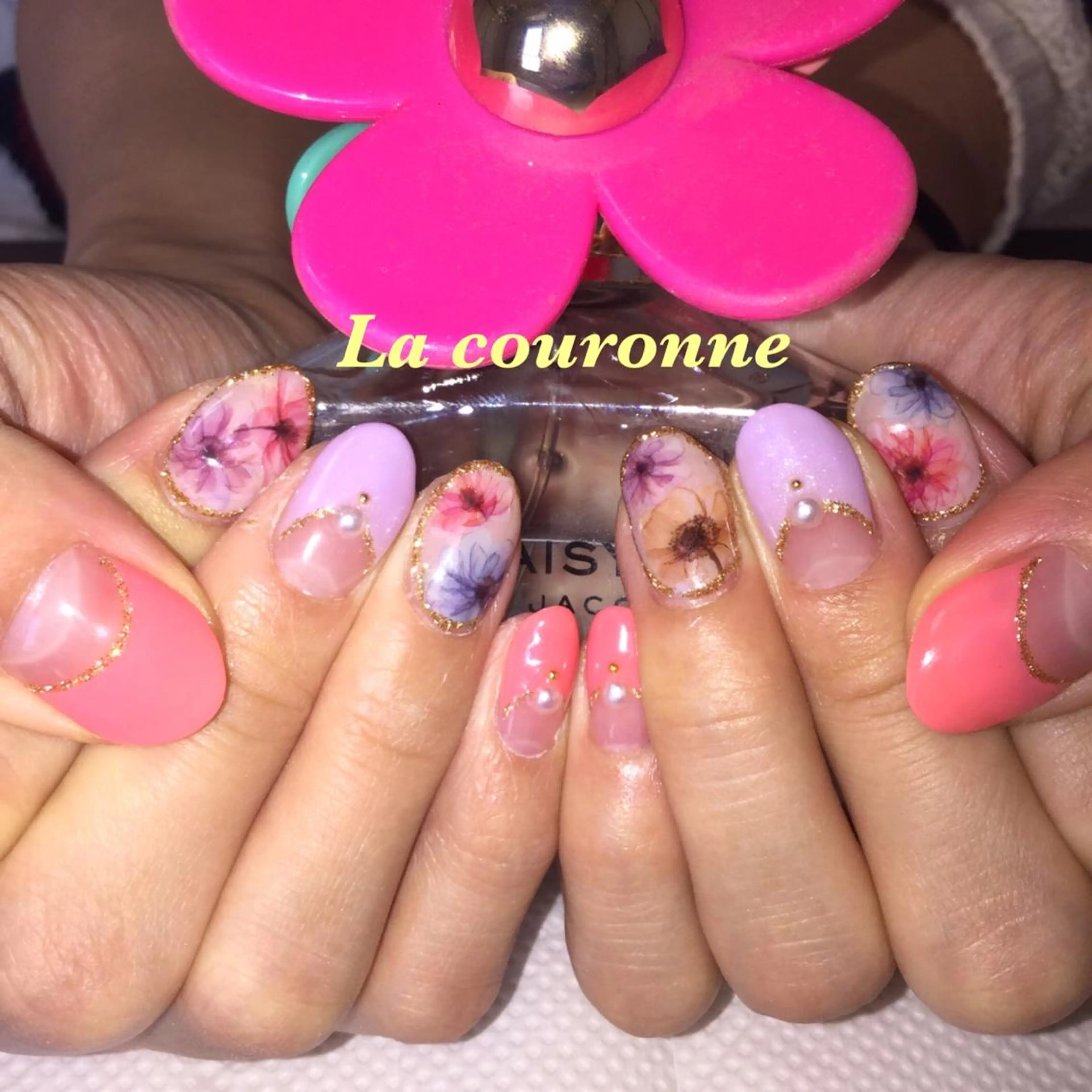 ネイル Lacouronne NATSUMIのネイルデザイン