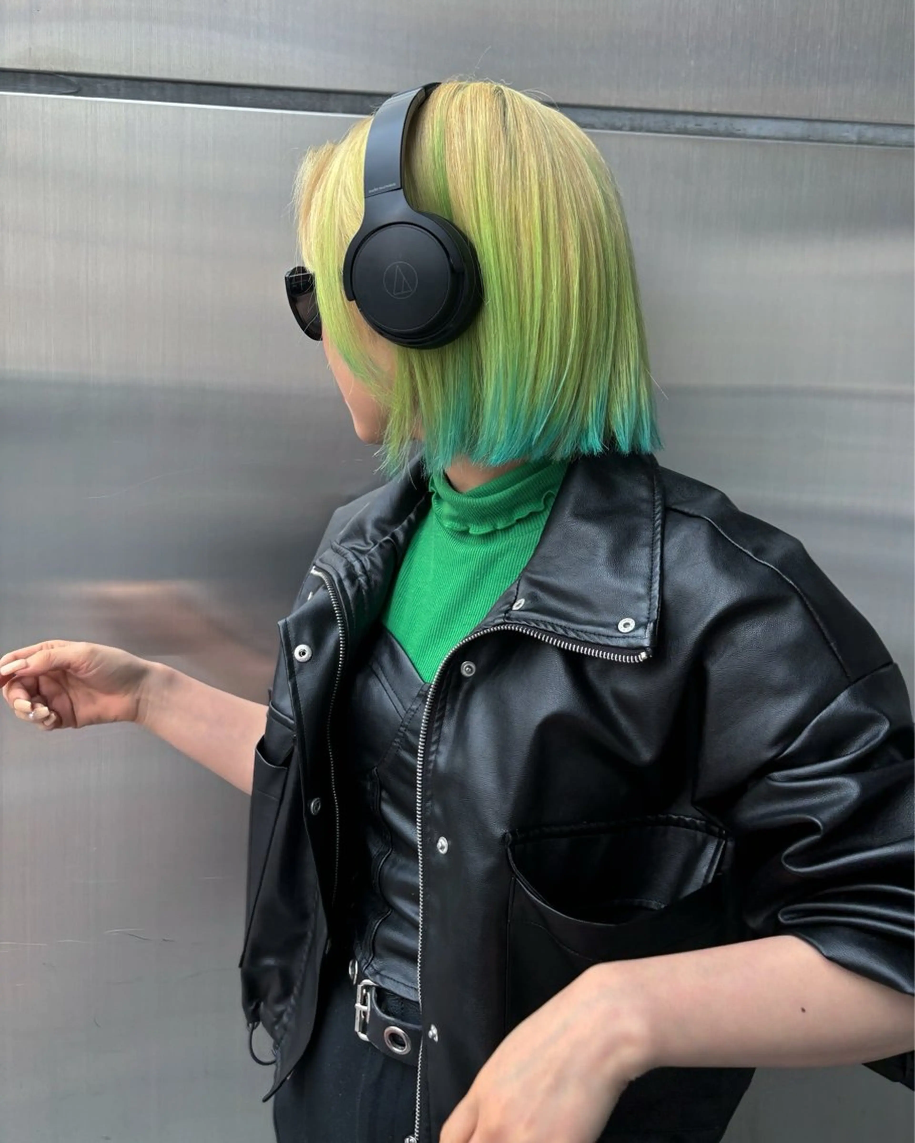 ショート 🌐NATSUMI 🌐【寒色カラー】のヘアスタイル