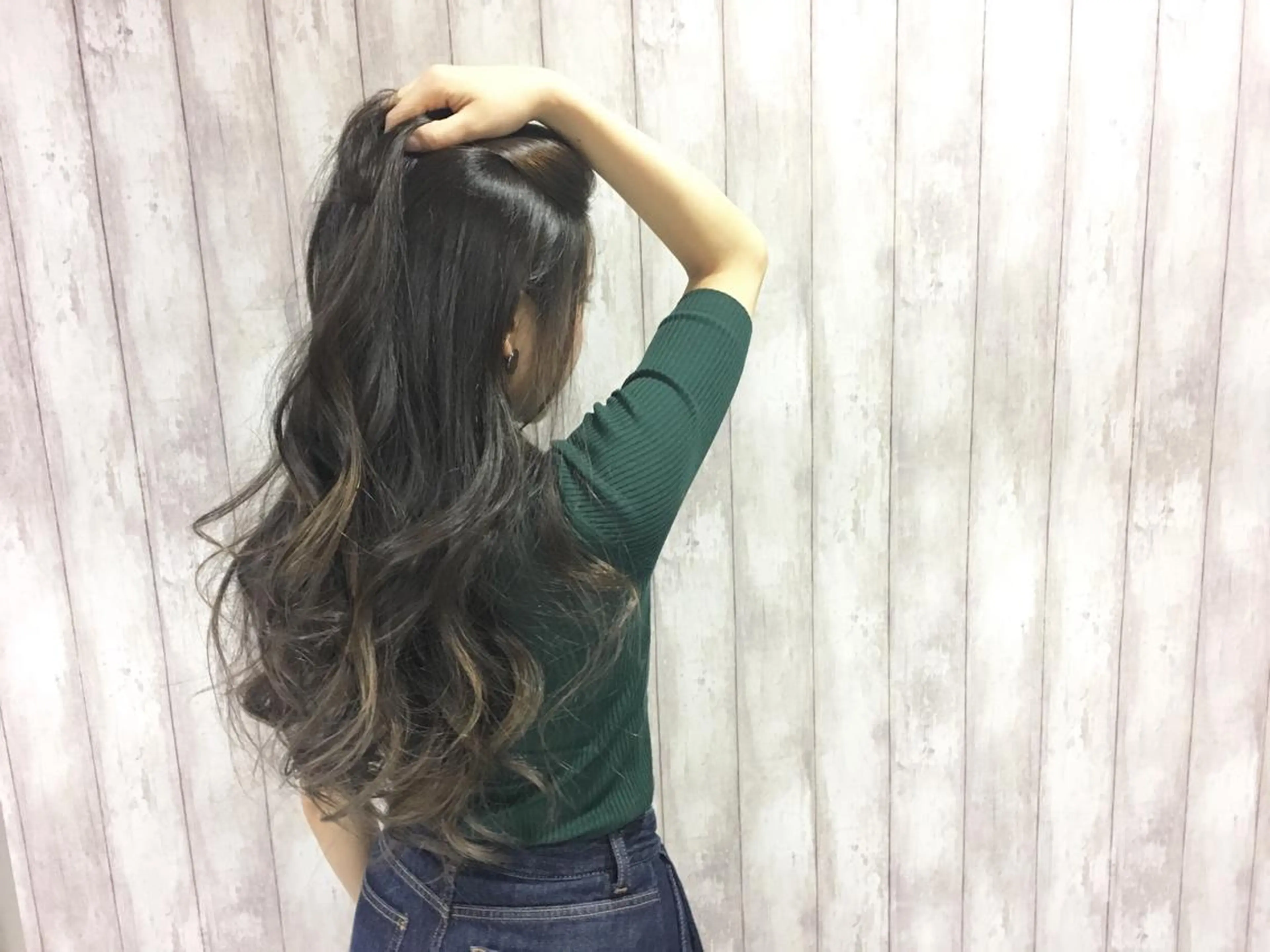 ロング カラー グラデーションカラー 外国人風カラー boutique misakiのヘアスタイル