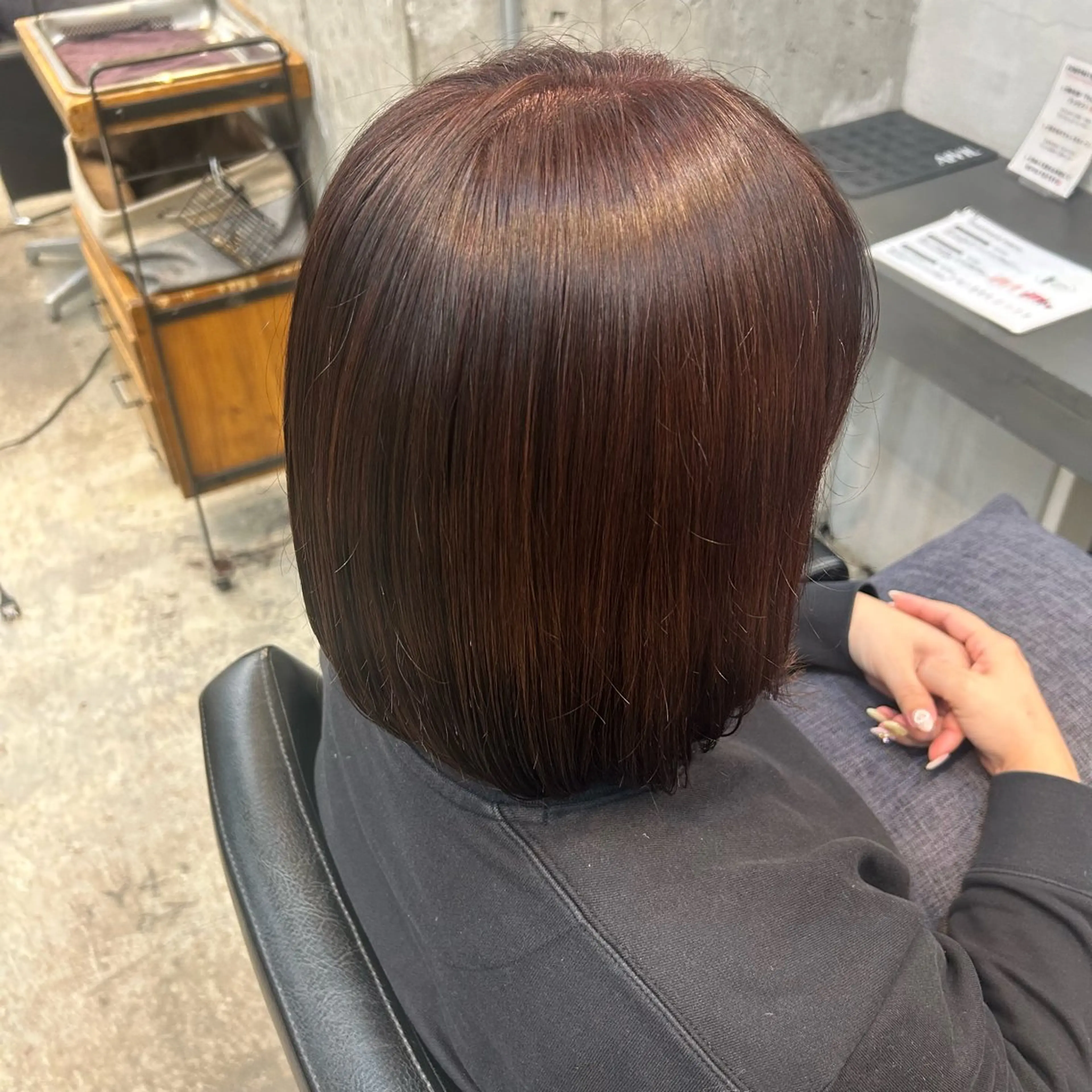 カラー ヘアカラー トリートメント 小森田 果怜 カラー、縮毛矯正のヘアスタイル