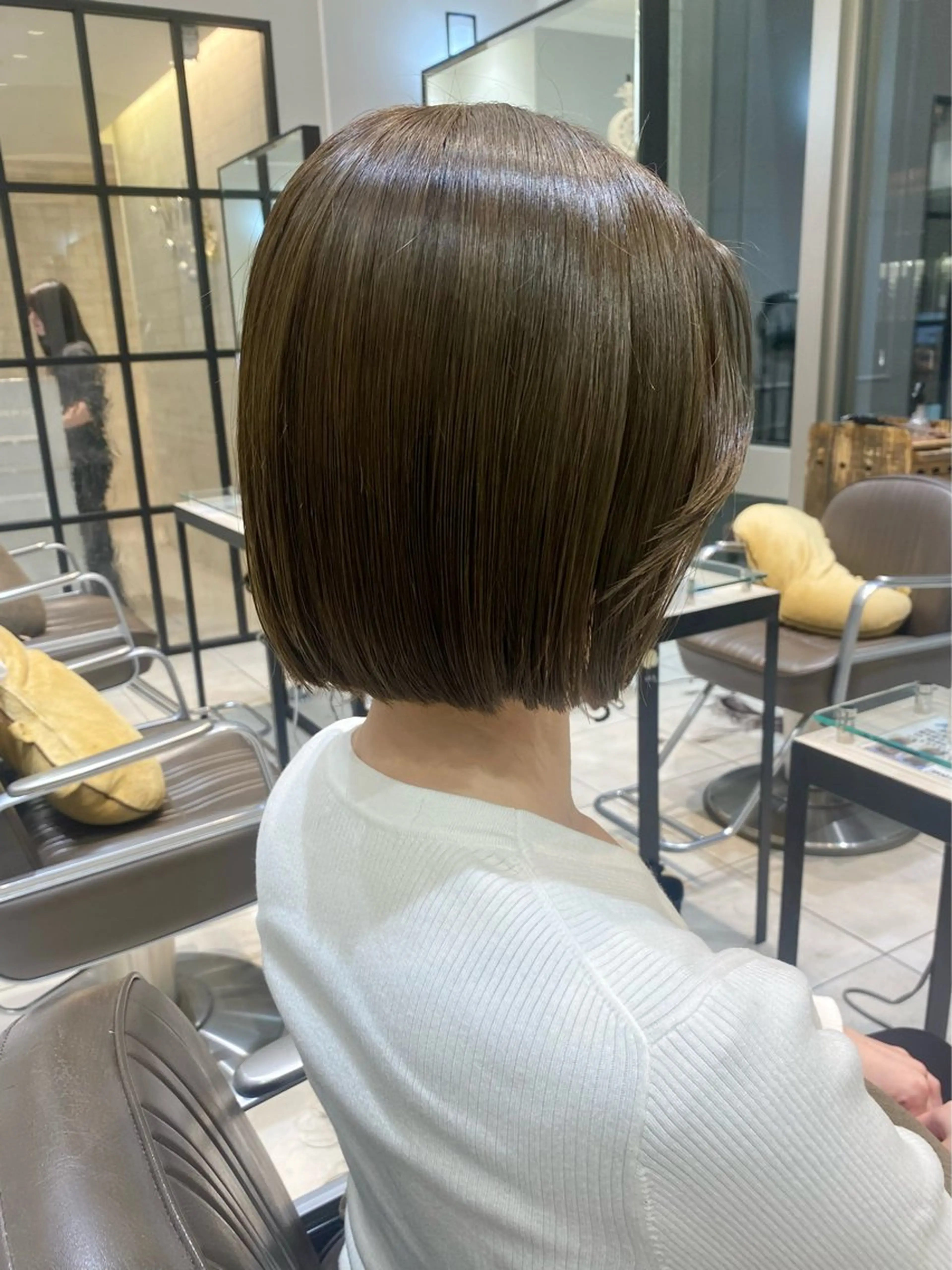 ショート 切りっぱなしボブ ボブ カット ヘアカラー トリートメント 韓国ヘア🍒渡辺 咲🍒のヘアスタイル