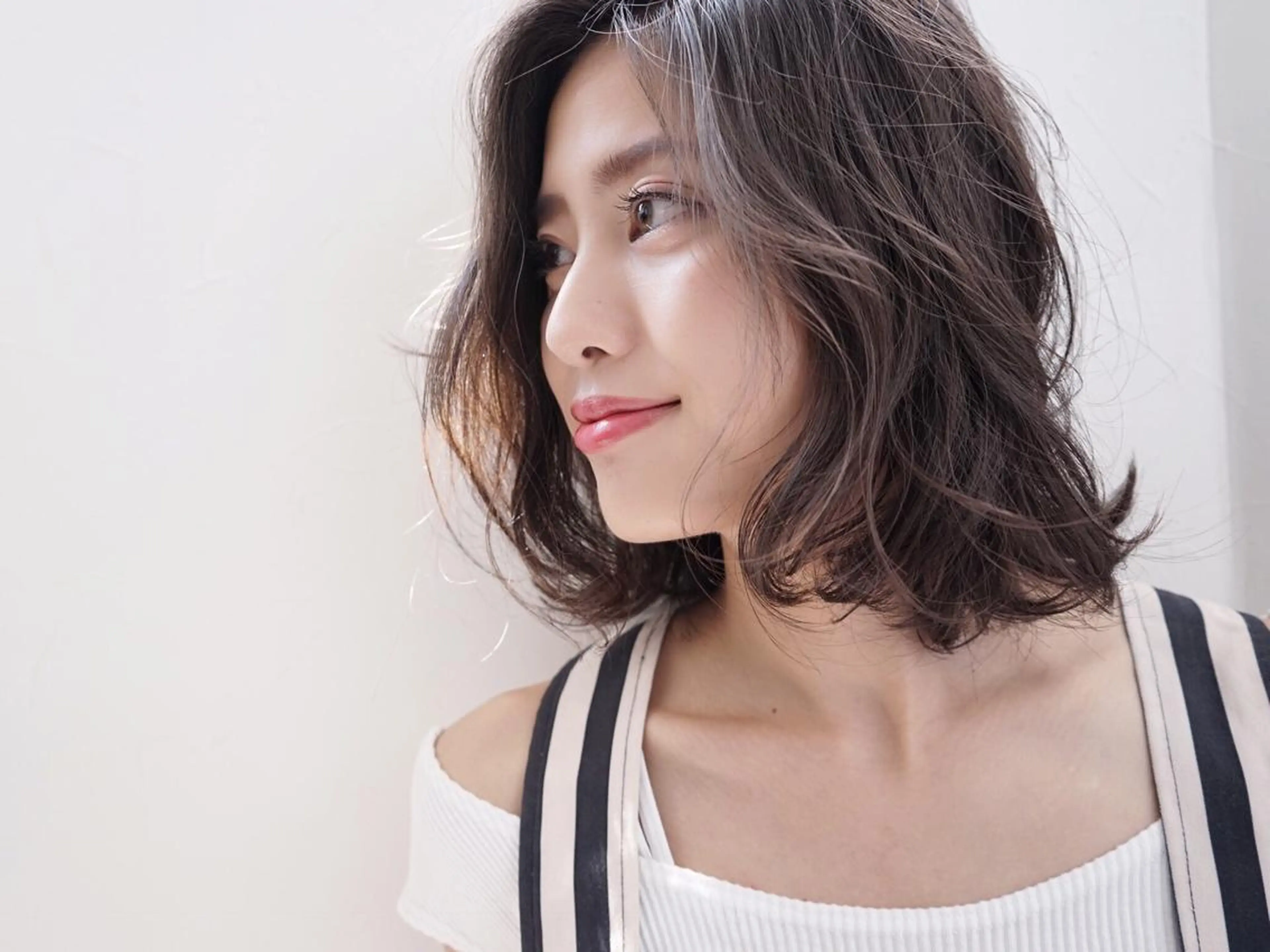 ミディアム カラー パーマ カット パーマ トリートメント WHOLE所属・花井 啓好のヘアスタイル