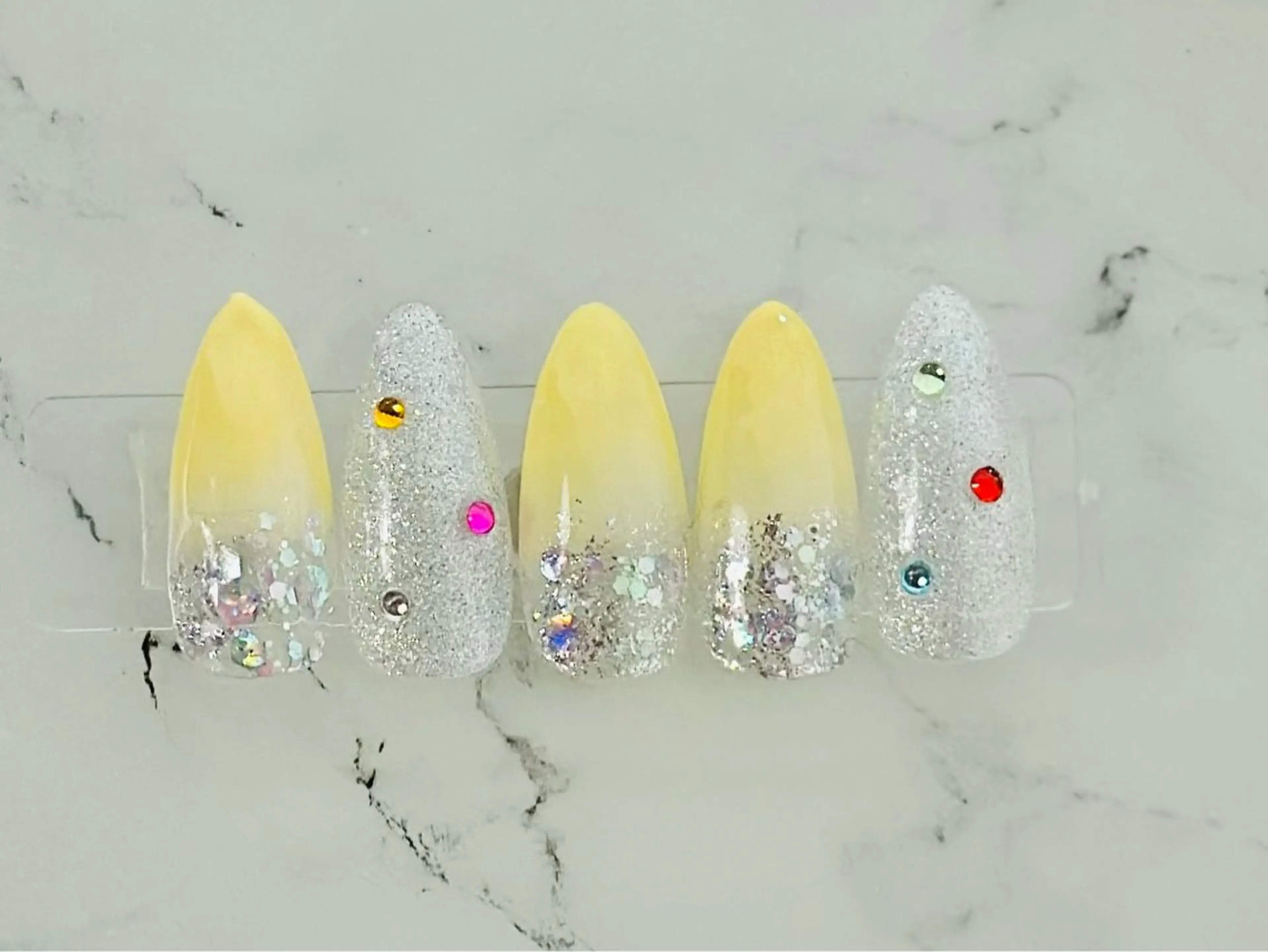 ネイル nailsalon oluoluのネイルデザイン