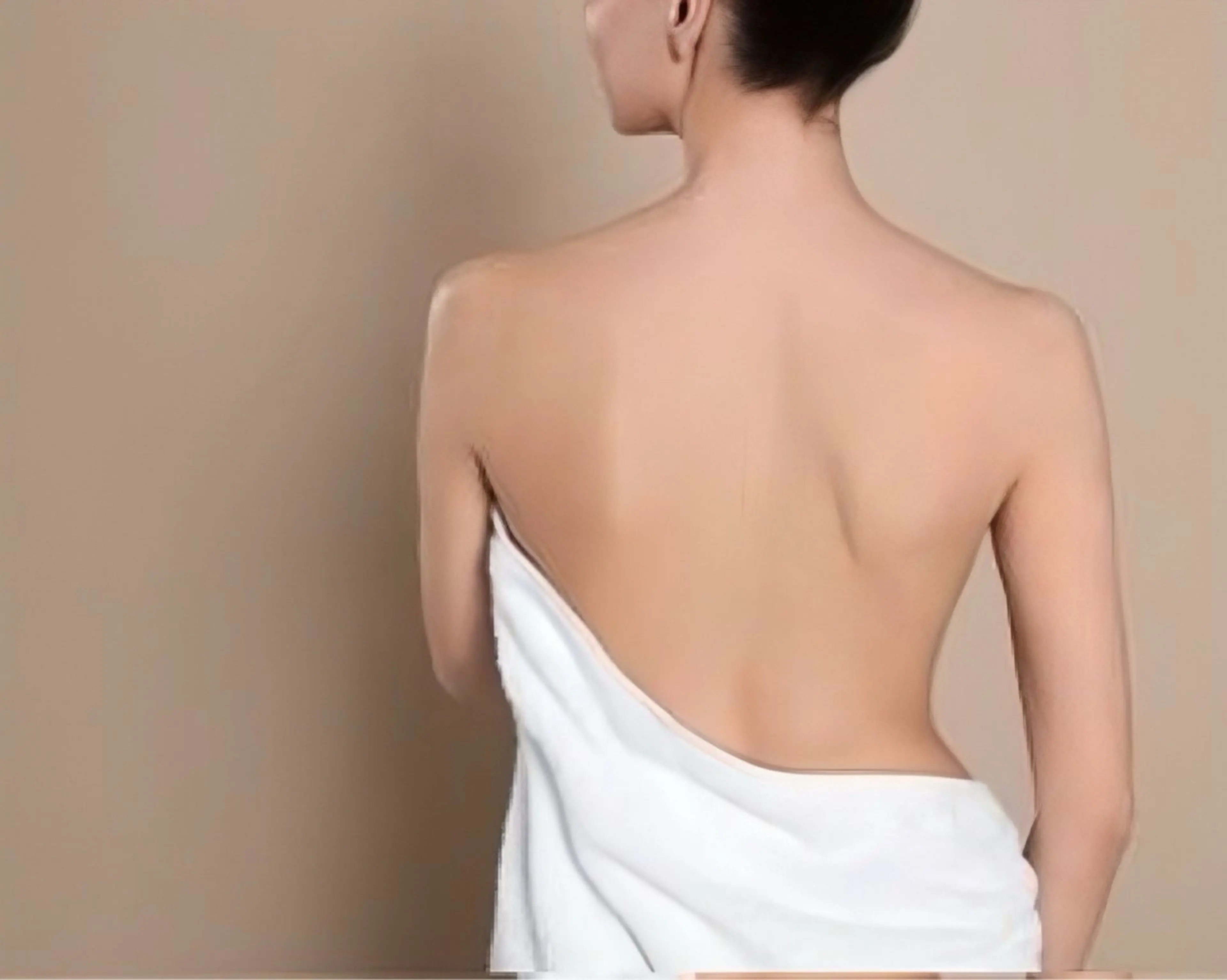 🫧背中に自信🫧ニキビ、ニキビ跡、黒ずみに💙ホワイトニングピール背中の写真