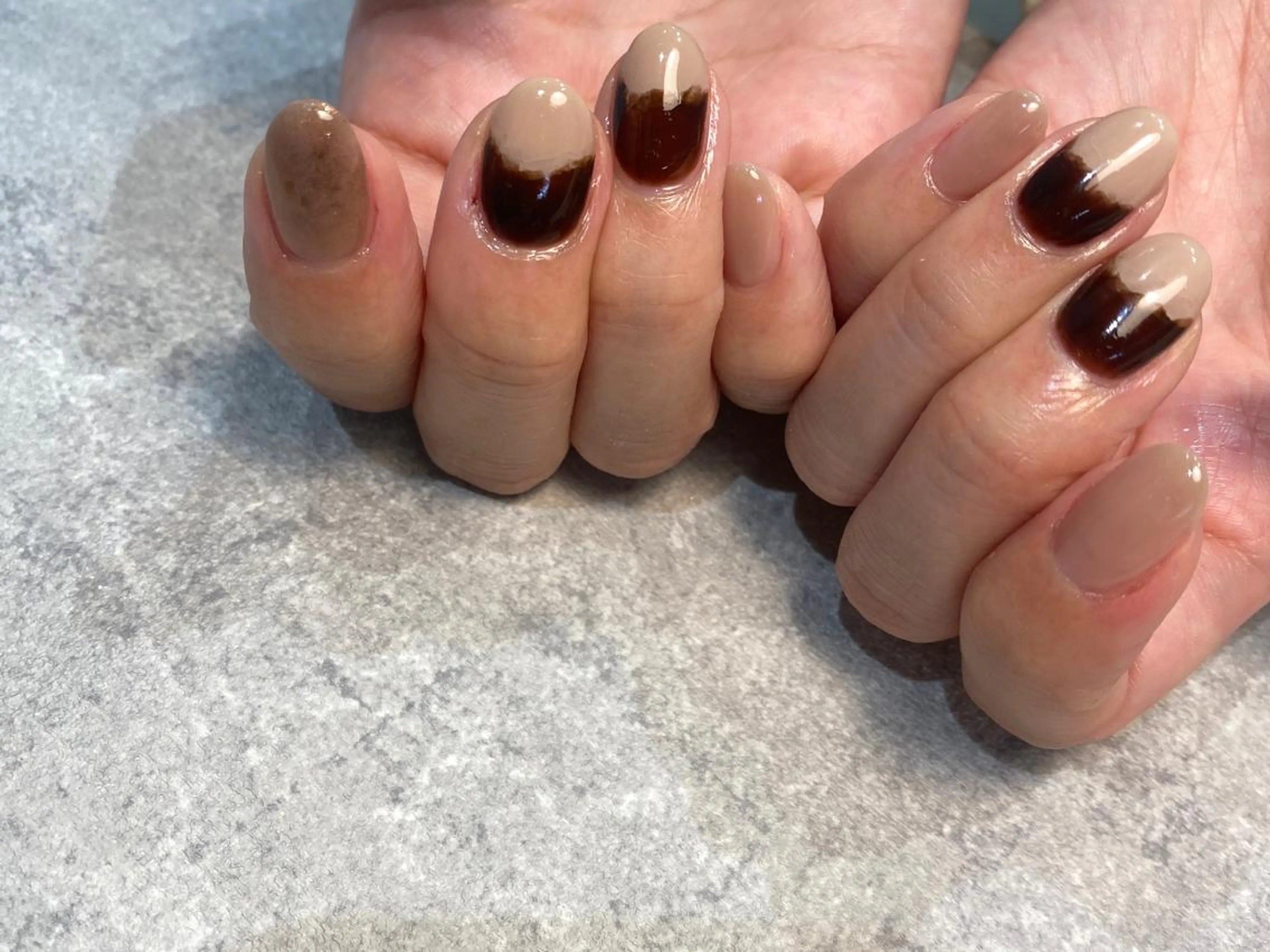 ネイル ハンドネイル NINEnami ニュアンスネイルのネイルデザイン