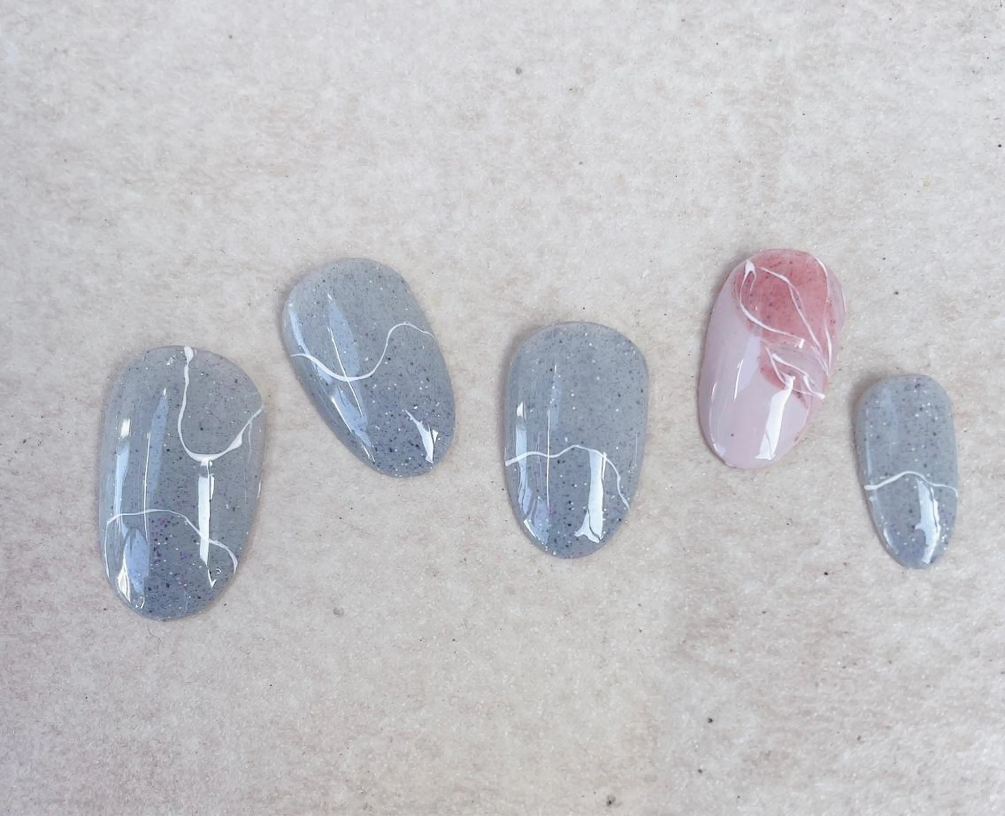 ネイル nail salon Farbe〜ファルべのネイルデザイン