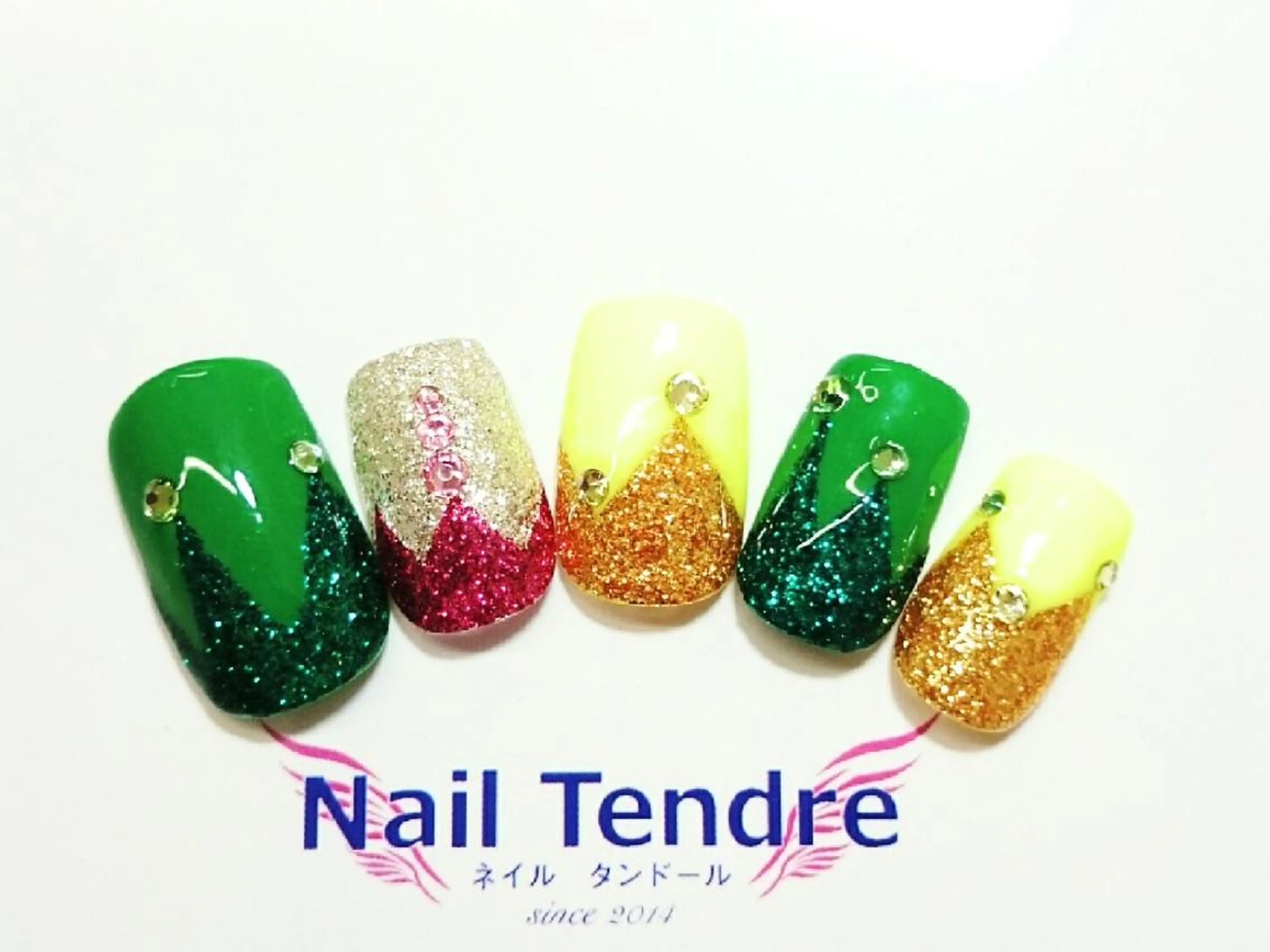 ネイル アートネイル ジェルネイル ソフトジェル ストーンネイル ハンドネイル Nail  Tendreのネイルデザイン