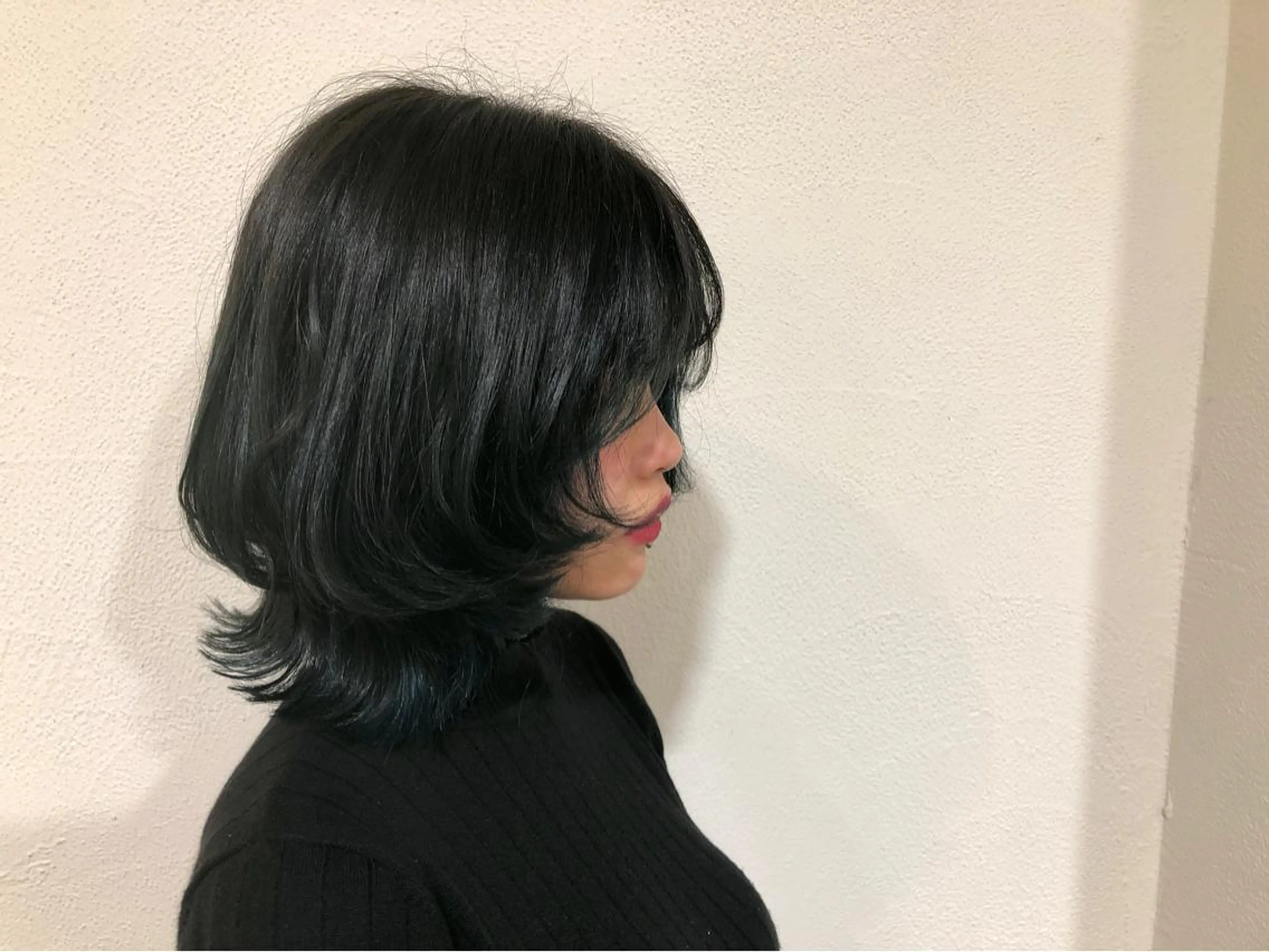 ミディアム カラー ネイビーカラー パ ルのヘアスタイル